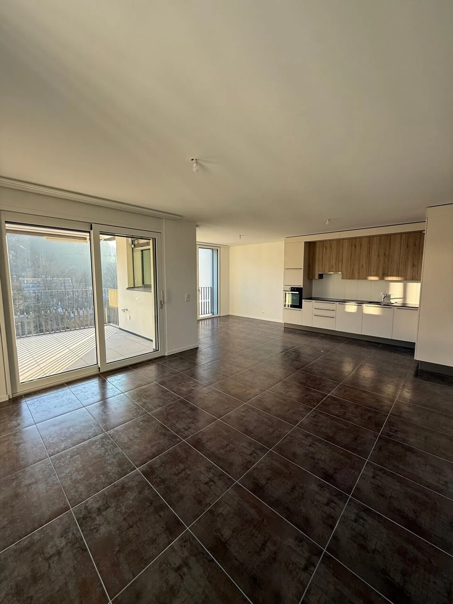 Nouvel appartement en penthouse de 4,5 pièces - Photo 5 sur 11