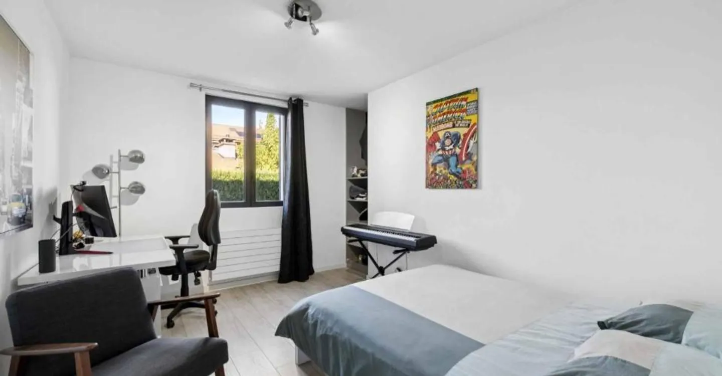 Charmante zeitgenössische Villa - Foto 7 von 12