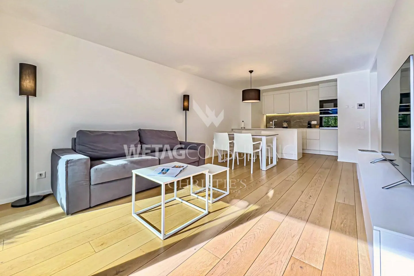 Moderno appartamento per le vacanze con terrazza coperta ad Ascona in vendita - Foto 10 di 12
