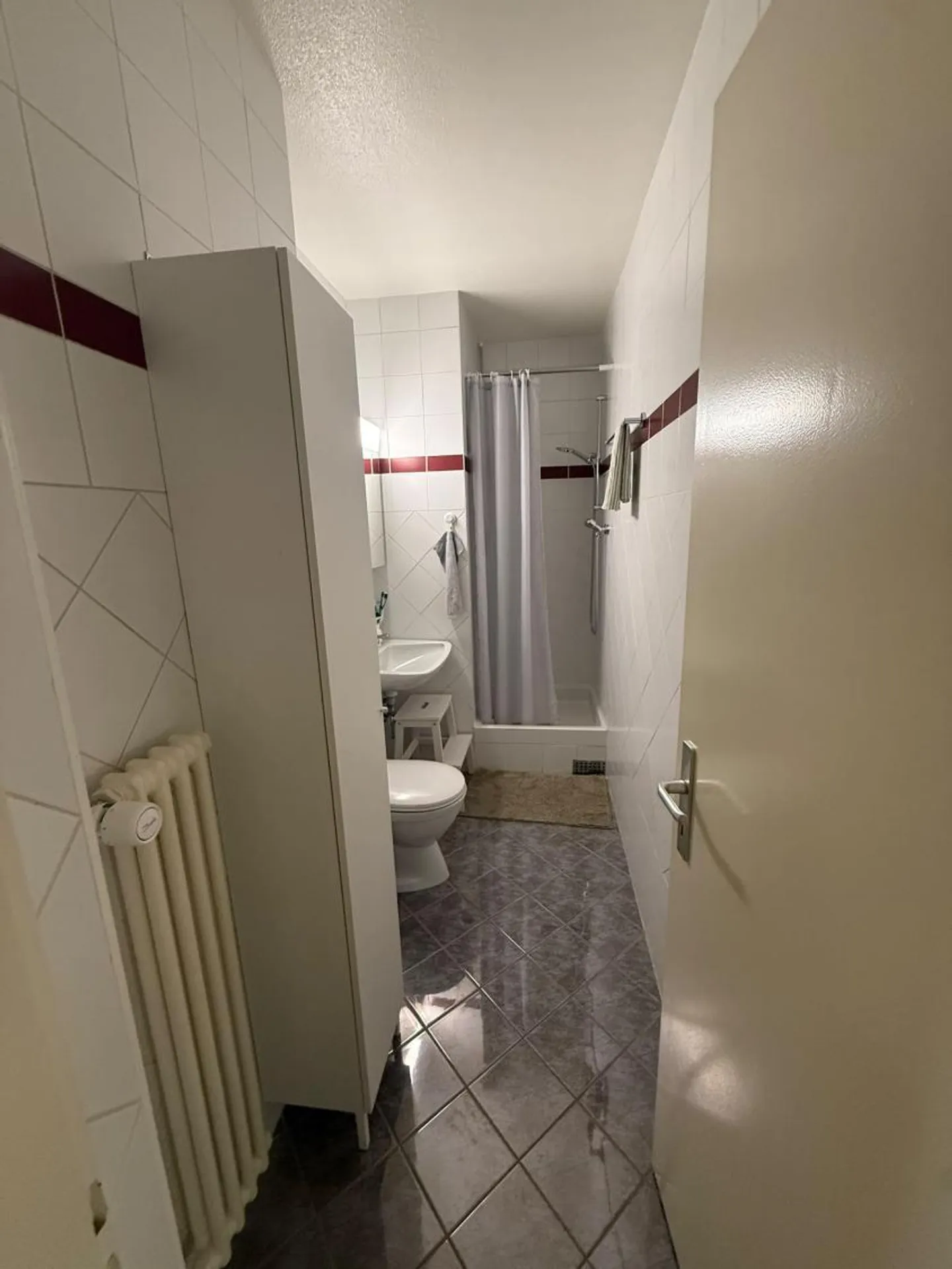 URGENCE 7 Chambres Onex - Photo 13 sur 13