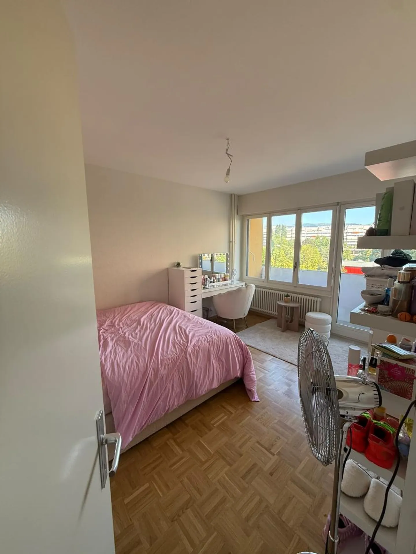 URGENCE 7 Chambres Onex - Photo 12 sur 13