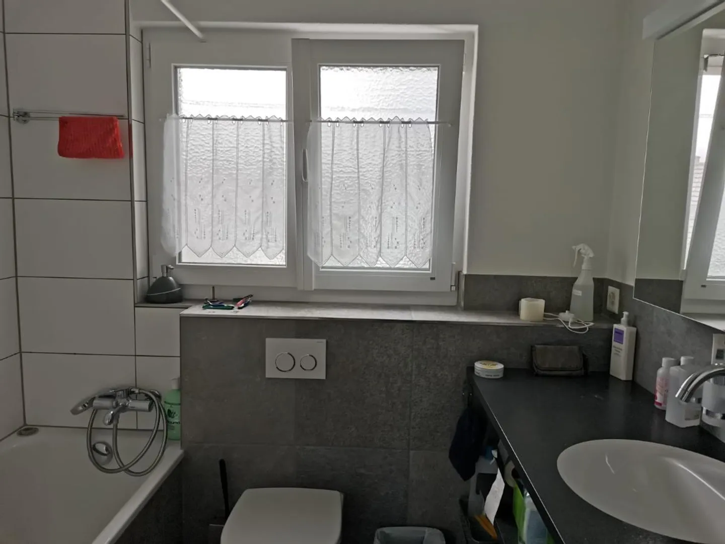 5.5 Room Single Family House - Photo 4 of 5