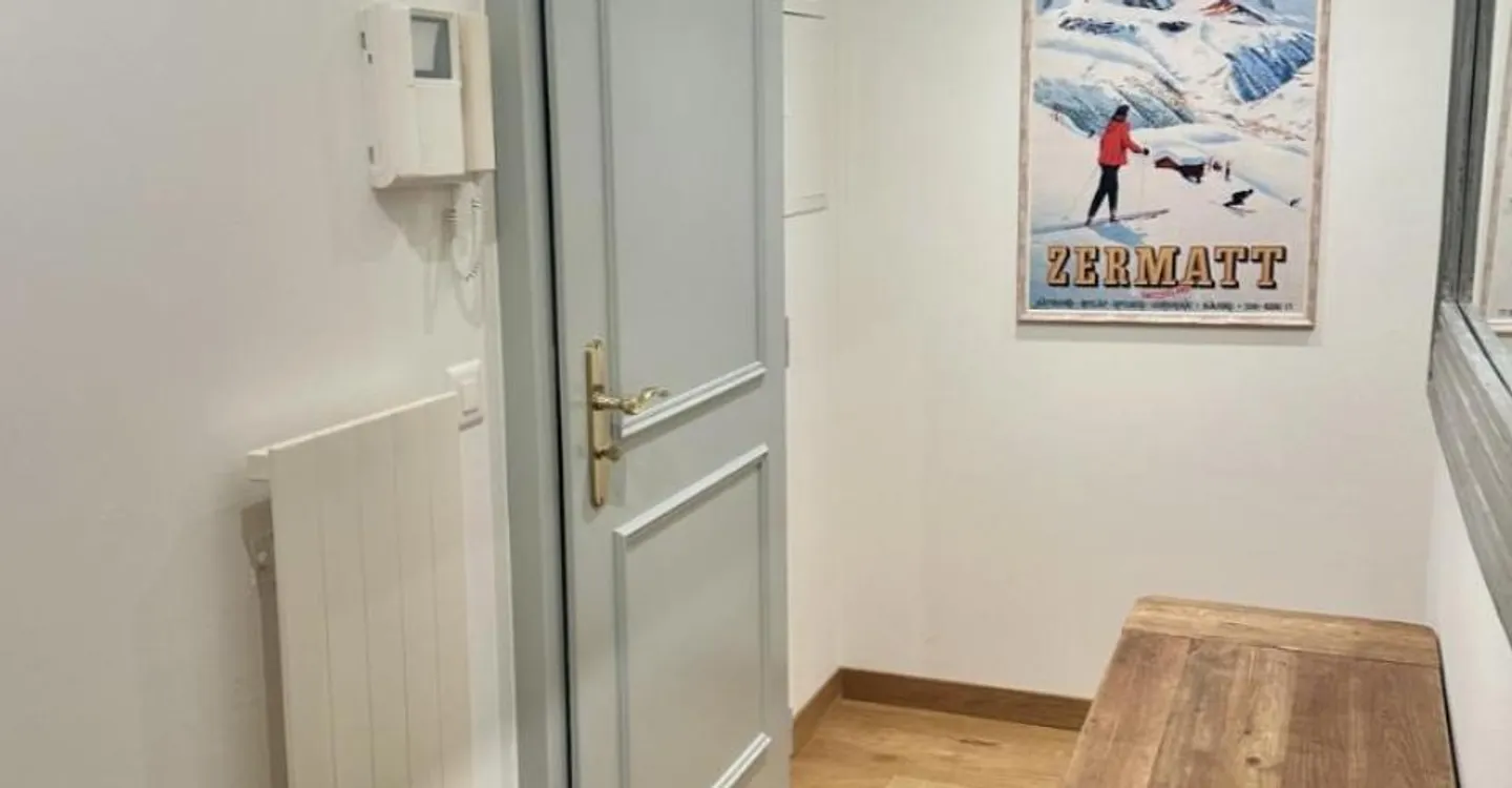 Spacious 3.5 rooms in a prestigious residence - Photo 1 of 10