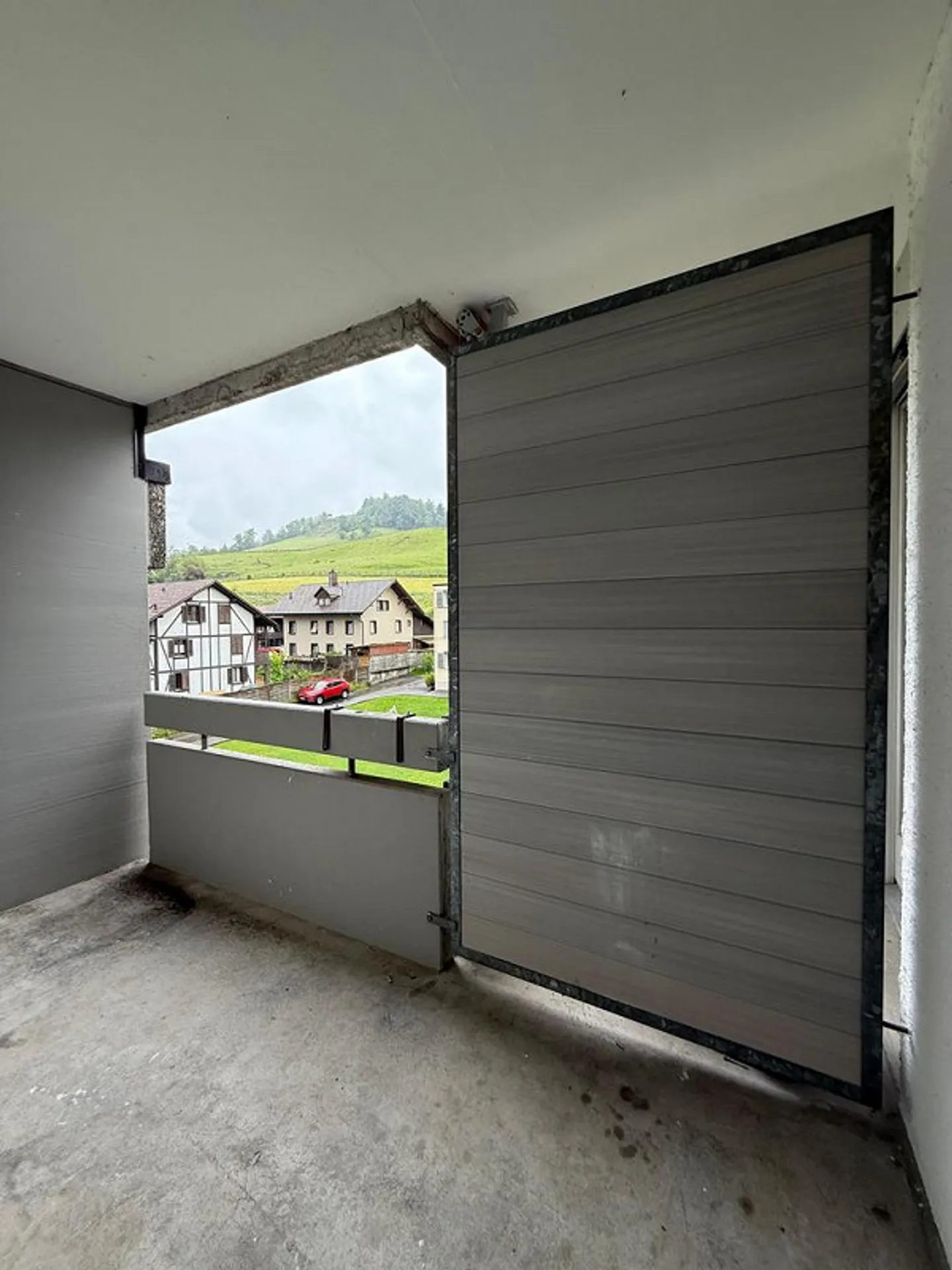 Studio rénové au 2ème étage avec balcon - Photo 5 sur 5