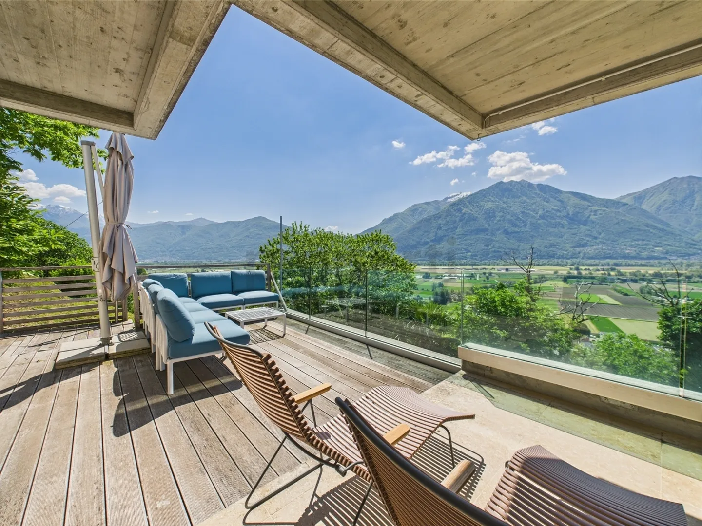 Exklusive Wohnung mit Panoramablick auf den See in Gordola - Foto 10 von 12
