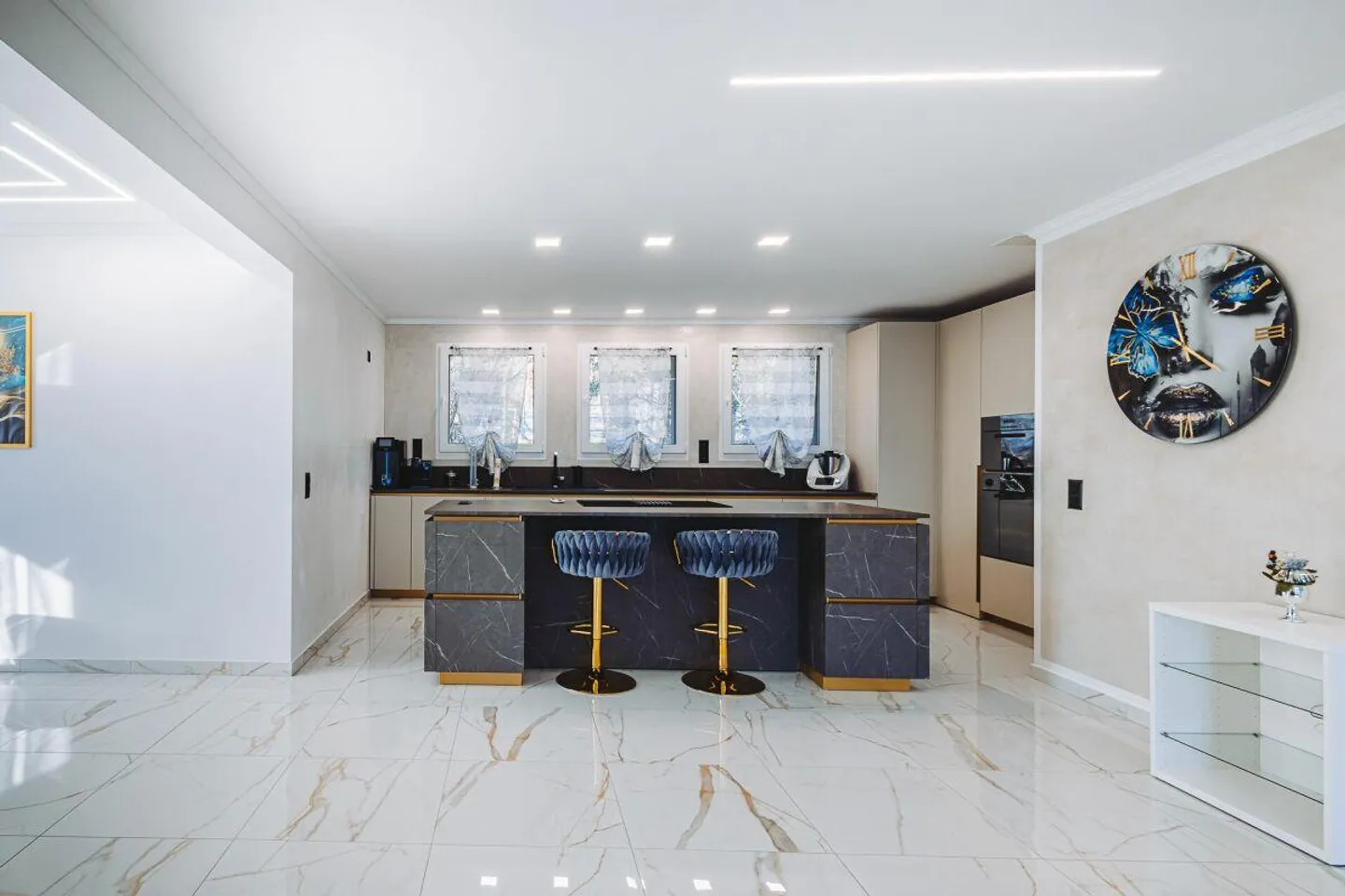 Penthouse mit Seeblick in Porza - Foto 4 von 13