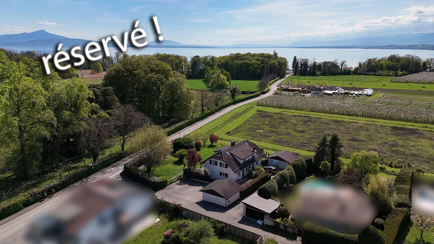 Exclusif - Maison jumelée avec grand jardin - Photo 1 sur 12