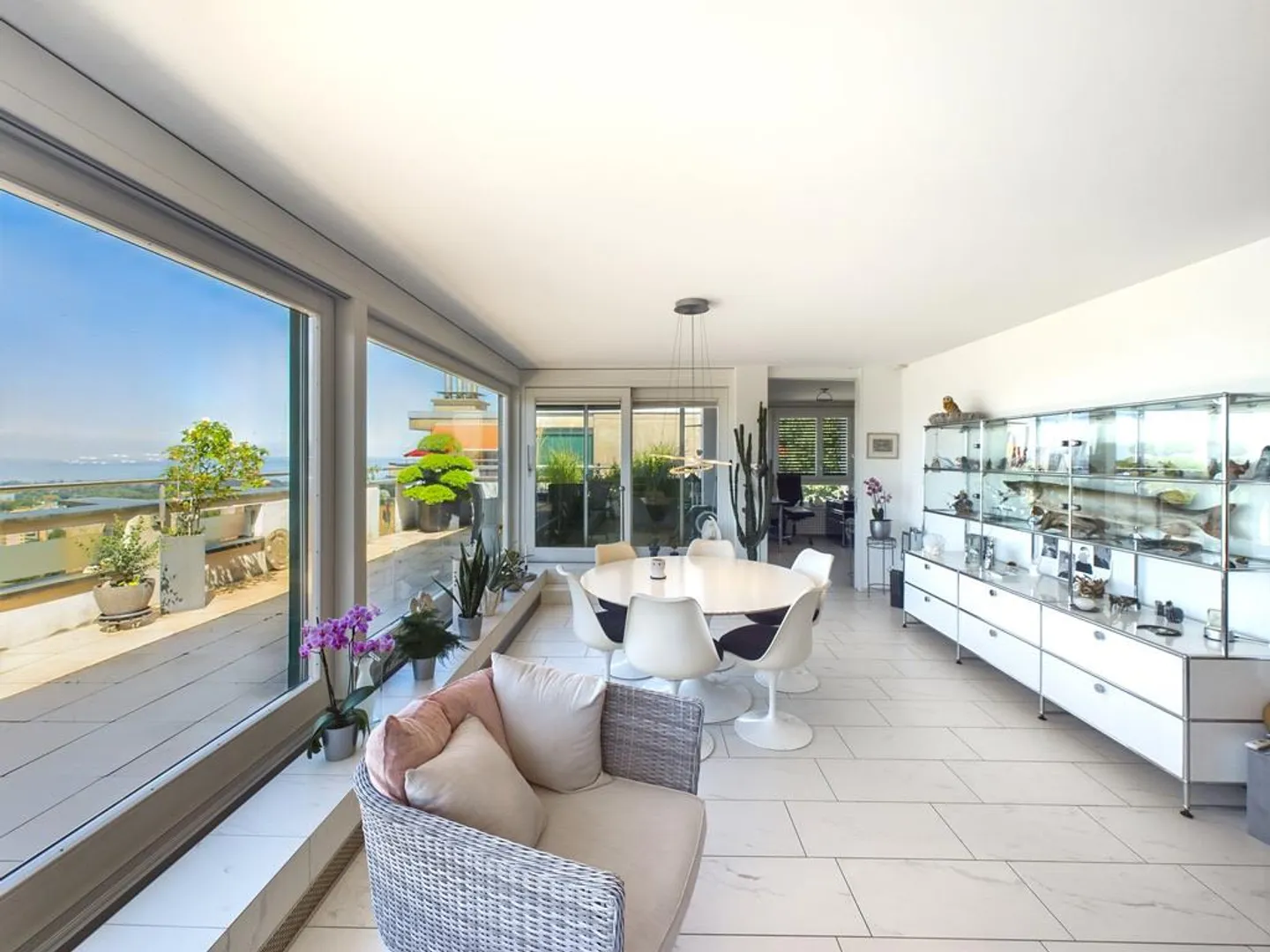 Unique penthouse apartment above the rooftops of St. Gallen - Photo 9 of 18