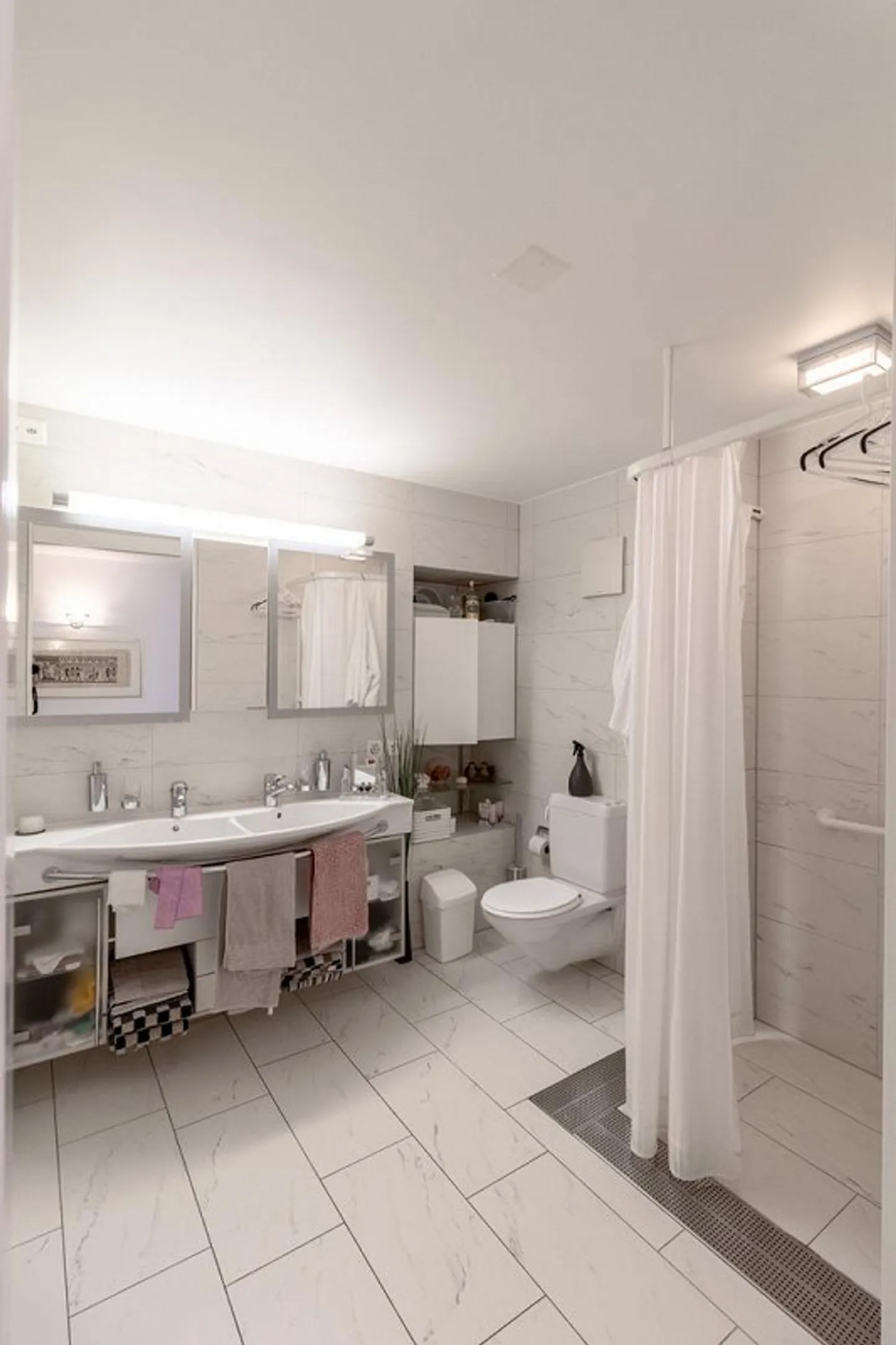 Unique penthouse apartment above the rooftops of St. Gallen - Photo 7 of 18