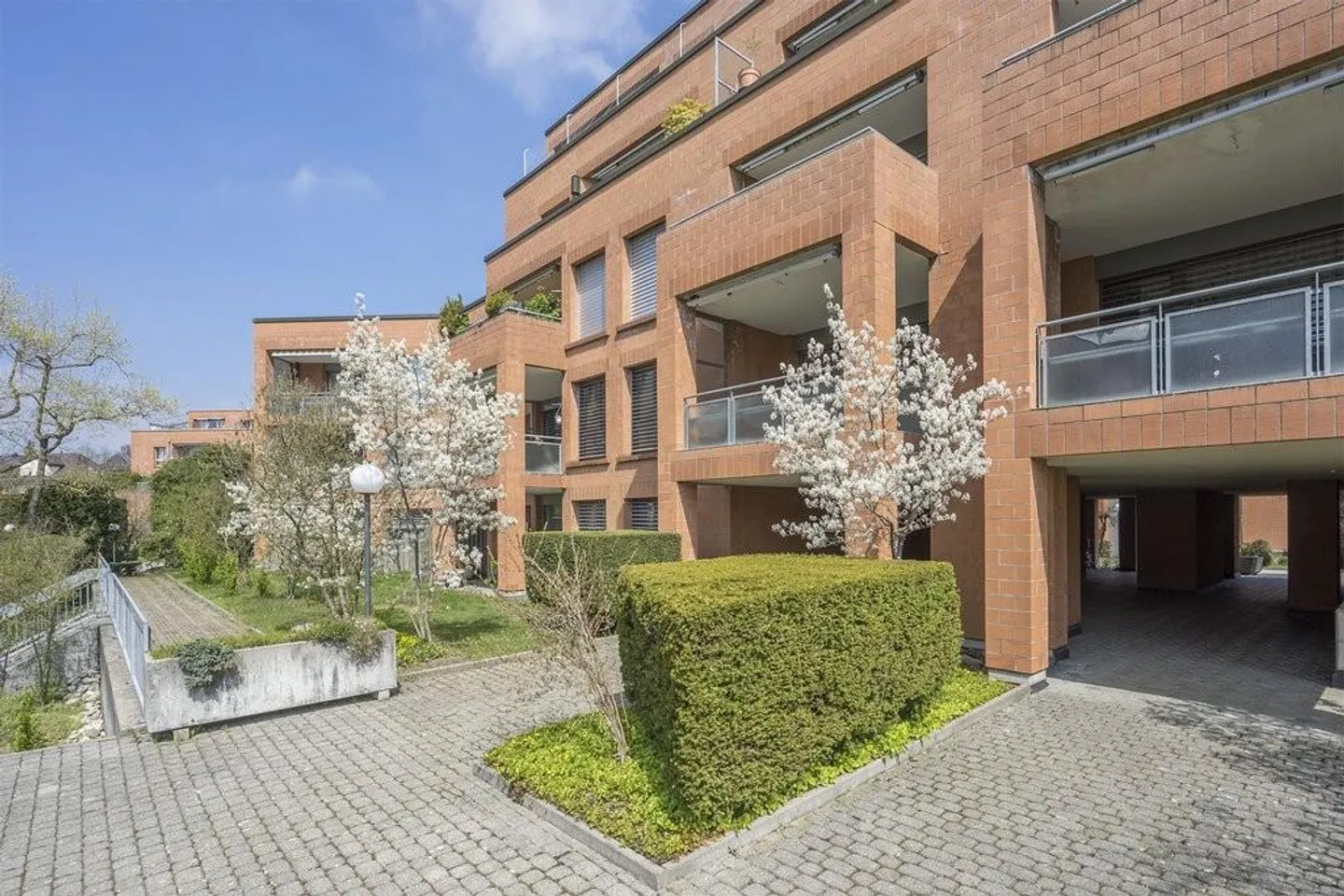 "Ziegelei-Märit": bel appartement spacieux de 4,5 pièces au 2ème étage - Photo 1 sur 12