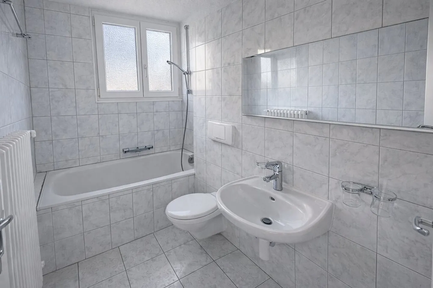 Charmante Wohnung in Oberwil - Foto 6 von 6