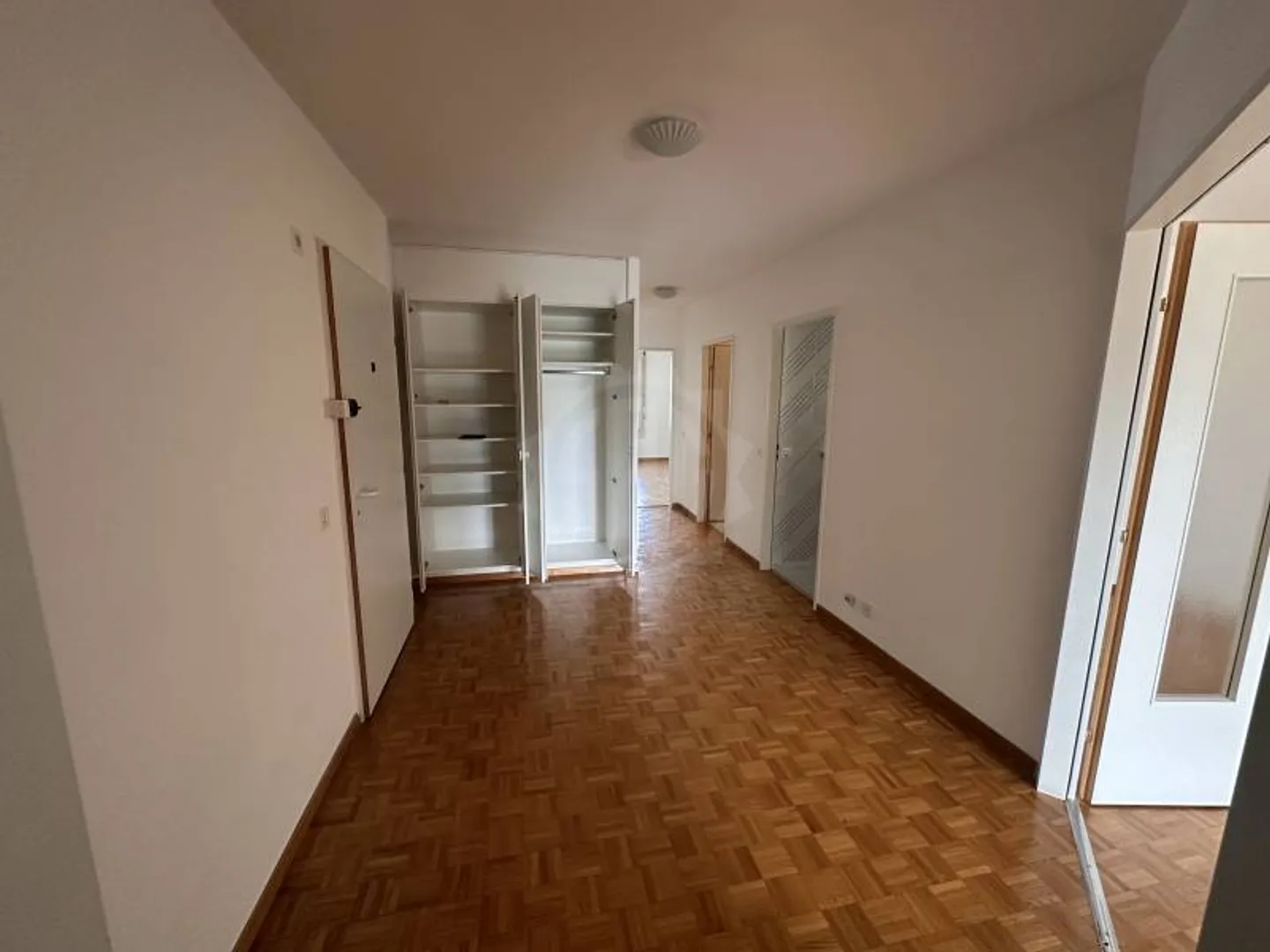 Super Apartment - Gland - Photo 2 of 5