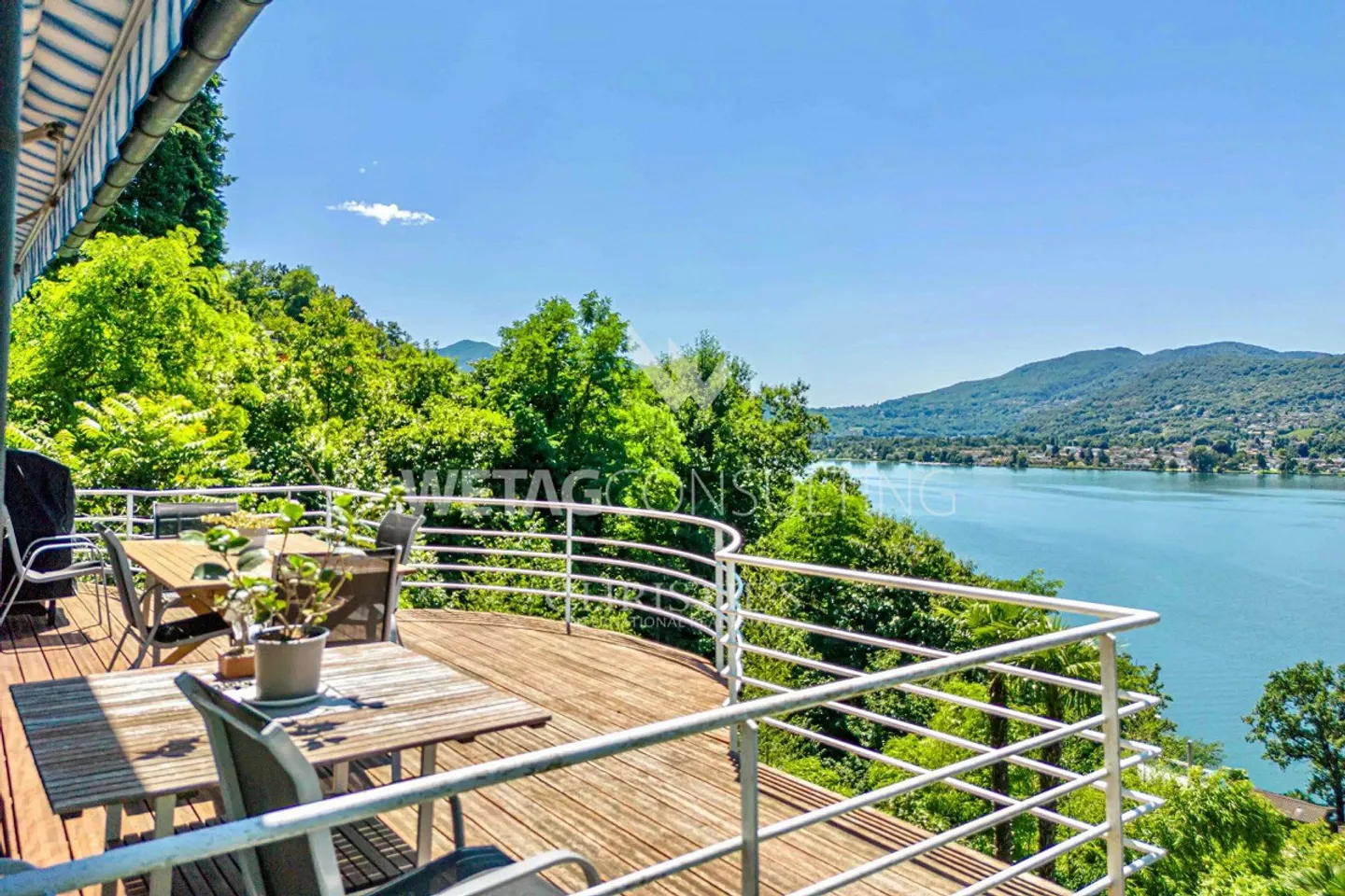 Incantevole villa di piccole dimensioni con piscina all'aperto, vista lago a Montagnola in vendita - Foto 1 di 13