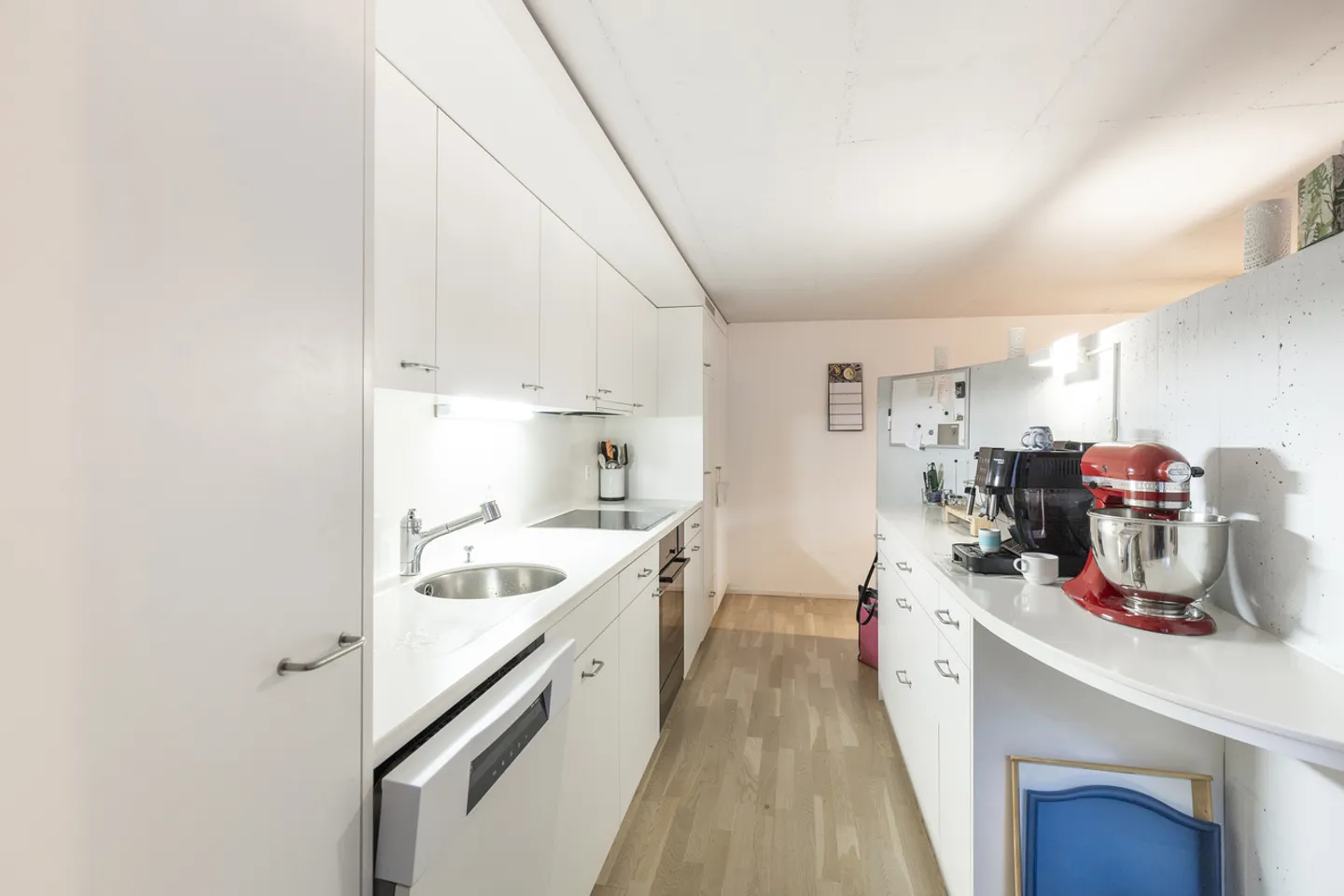 Casa spaziosa con molte possibilità - Foto 4 di 8