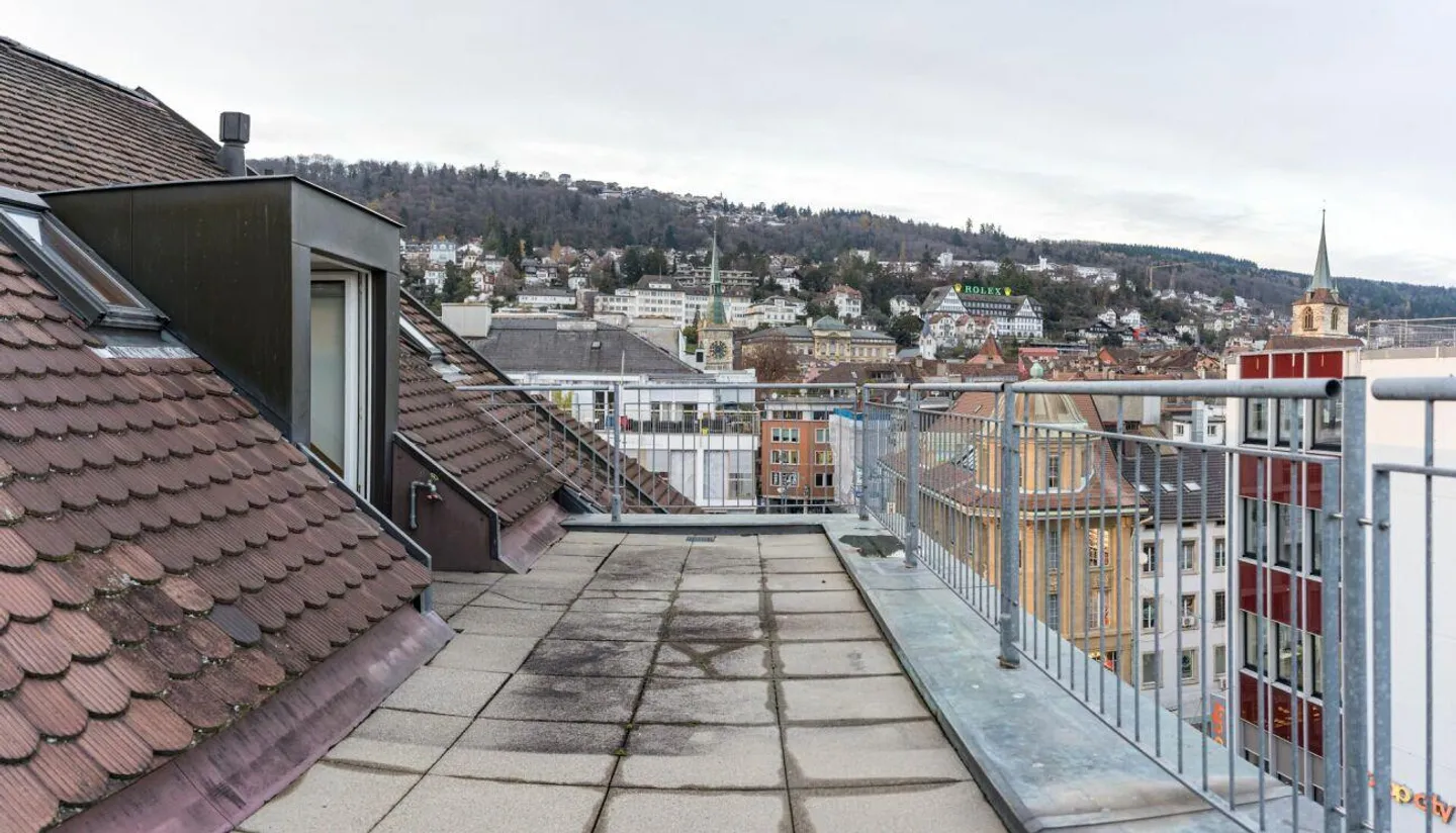 Appartement en duplex moderne et spacieux de 3,5 pièces au centre-ville - Photo 15 sur 16