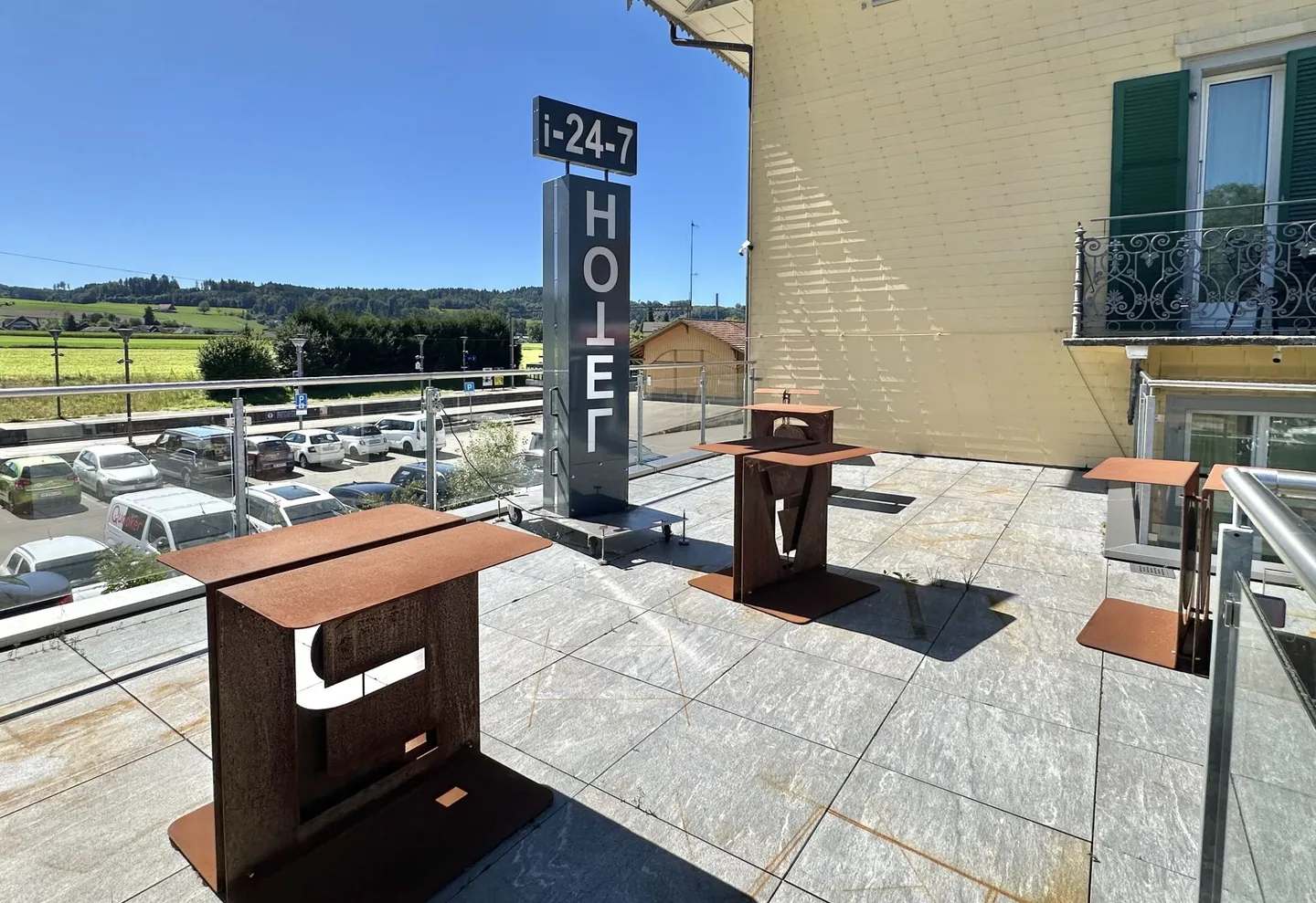 INVESTIEREN IN CHARAKTER: BOUTIQUE-HOTEL ODER MEHRFAMILIENHAUS - Photo 4 sur 9