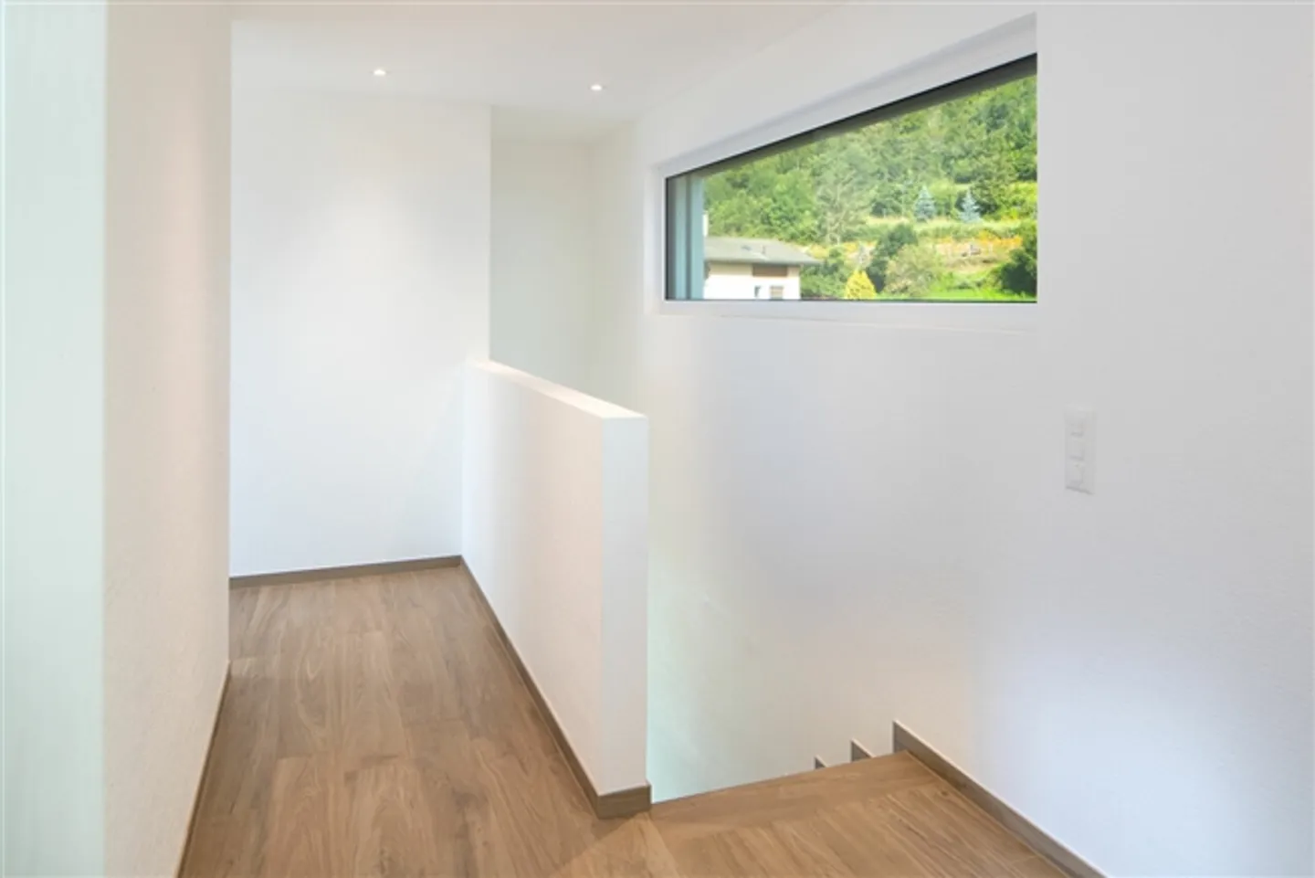 Magnificent new contemporary villa - Photo 5 of 14