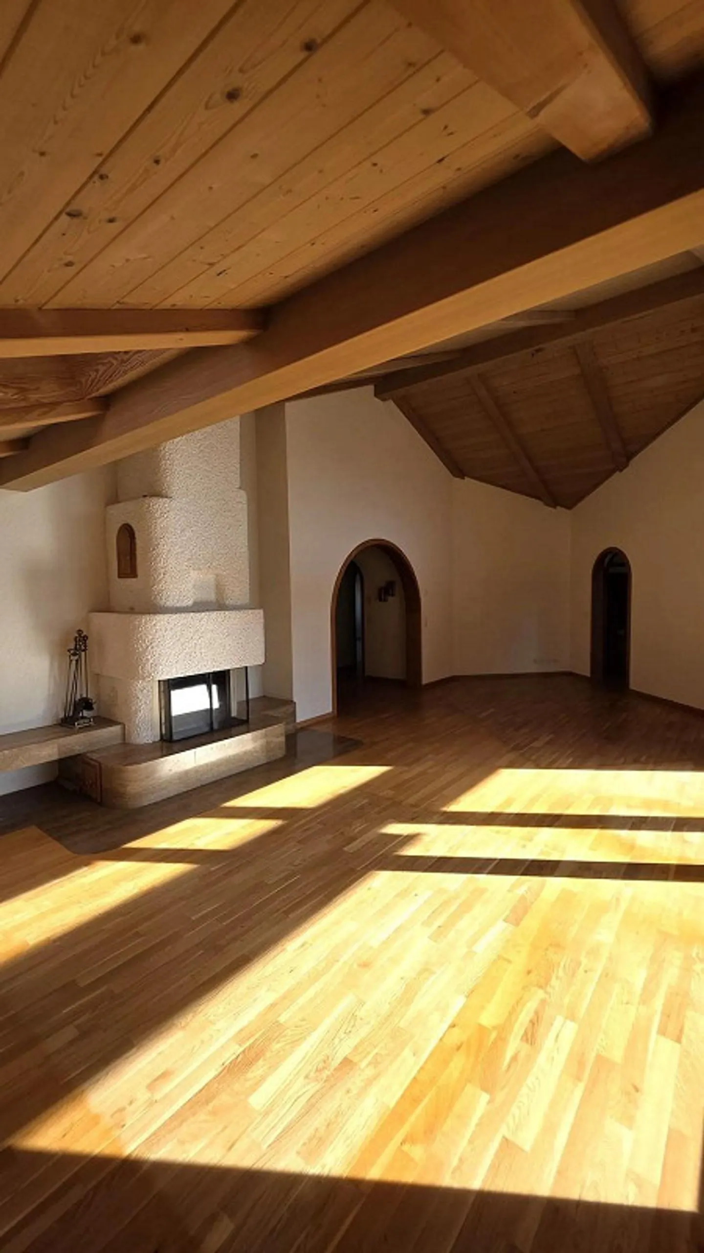 148 m². Molta luce. Molto spazio. Molto casa. - Foto 2 di 13