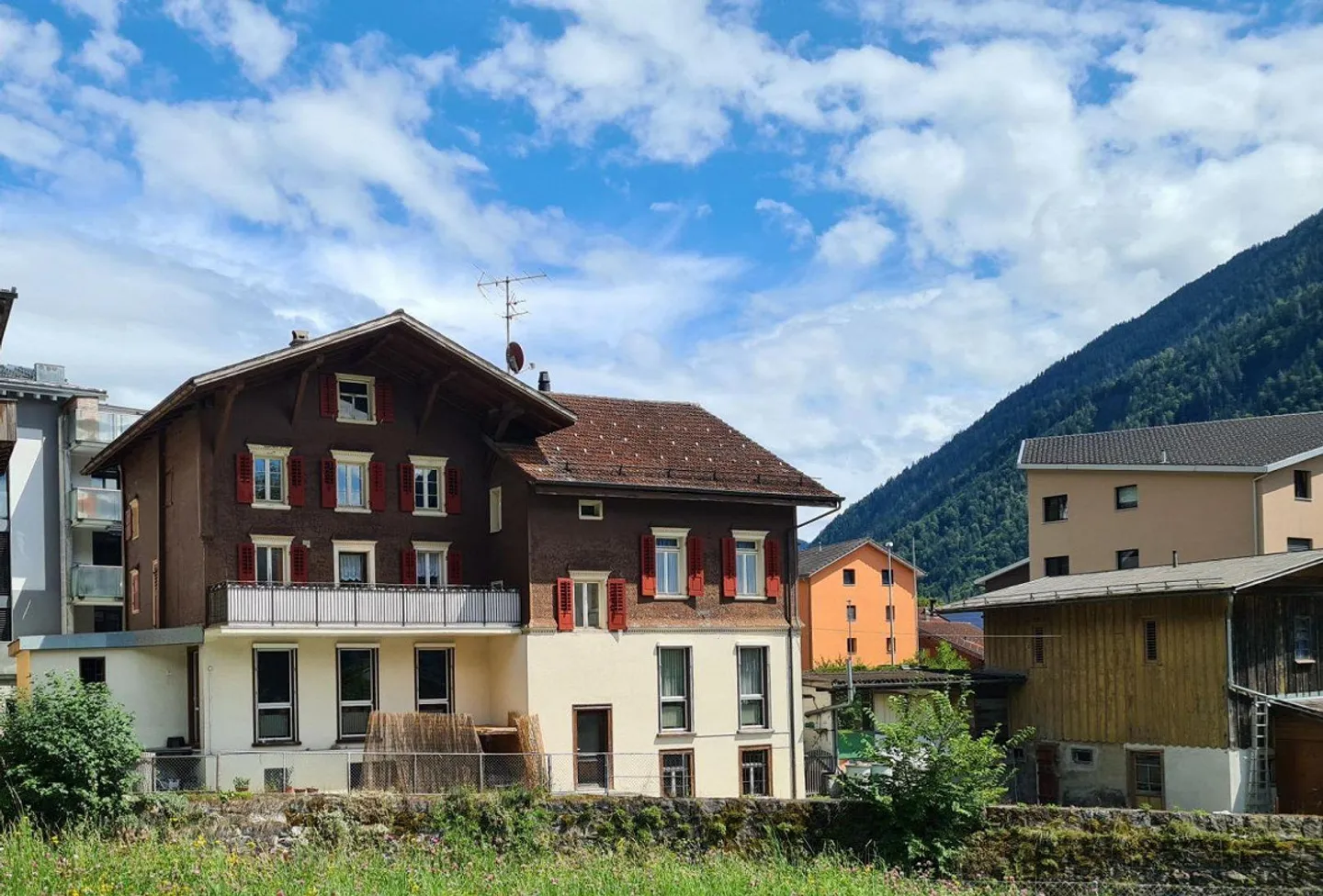 5 1/2-Room Apartment Grüsch - Photo 1 of 18
