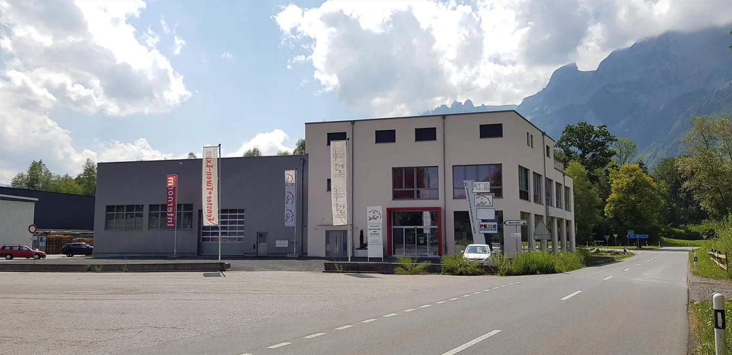 Bureaux lumineux à partir de 40 m2 dans un bâtiment commercial moderne - Photo 1 sur 19