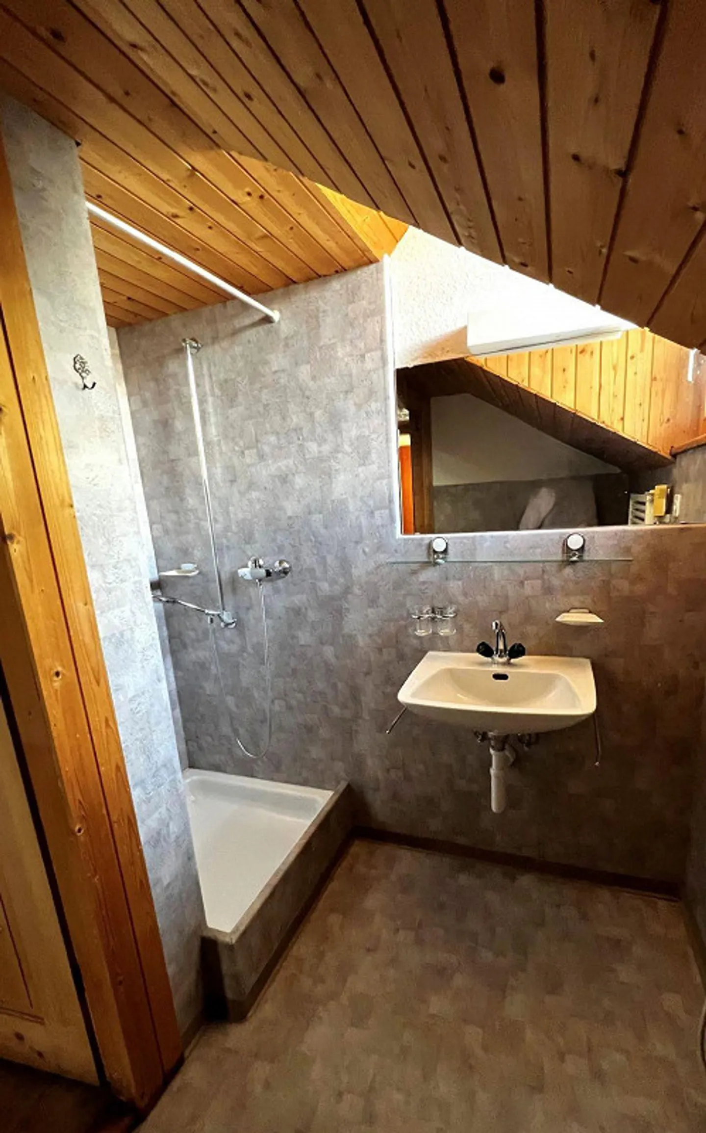 5 1/2-Room Apartment Grüsch - Photo 15 of 18