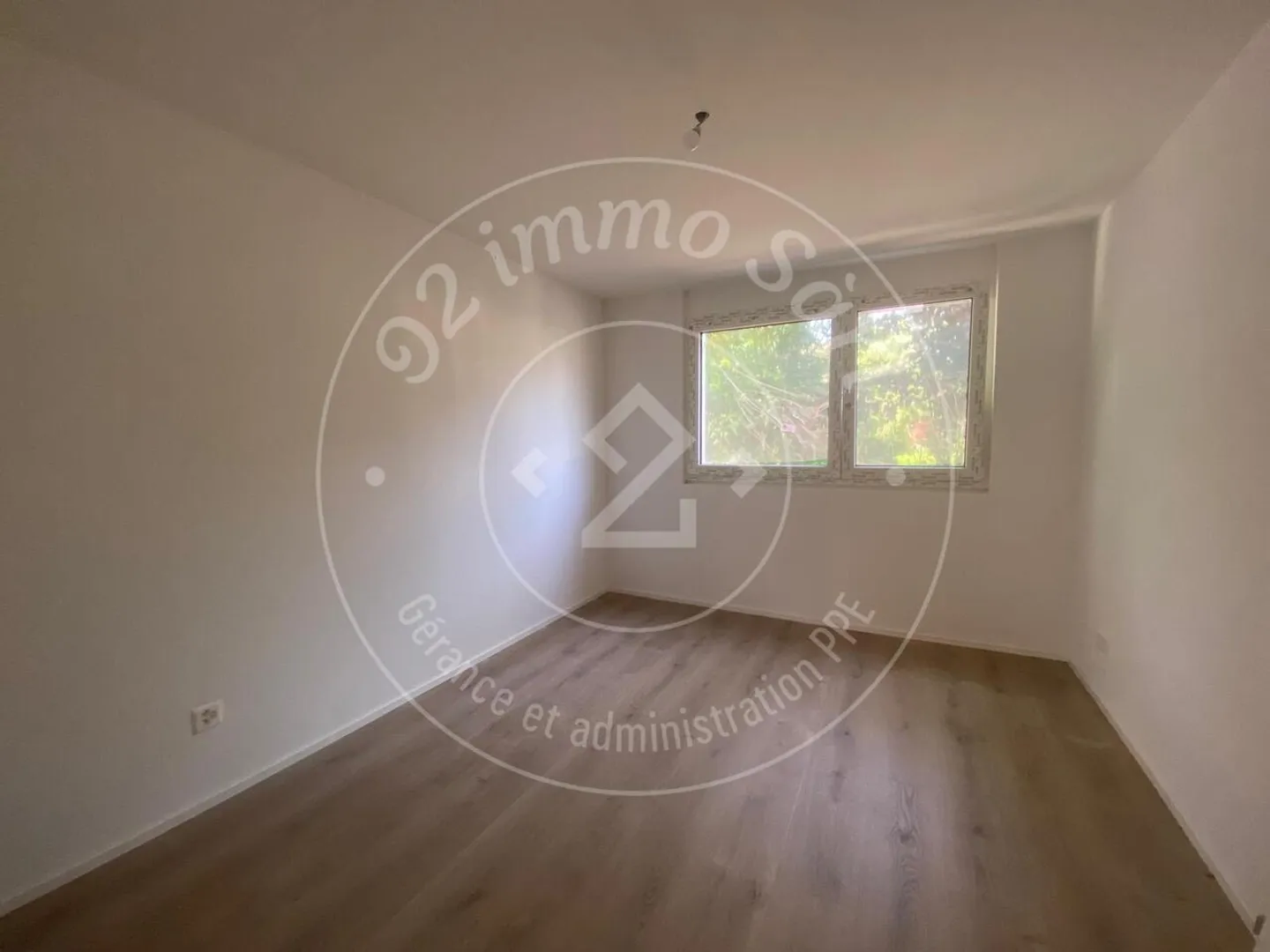 Magnificent 4.5-room apartment with garden - Photo 6 of 8