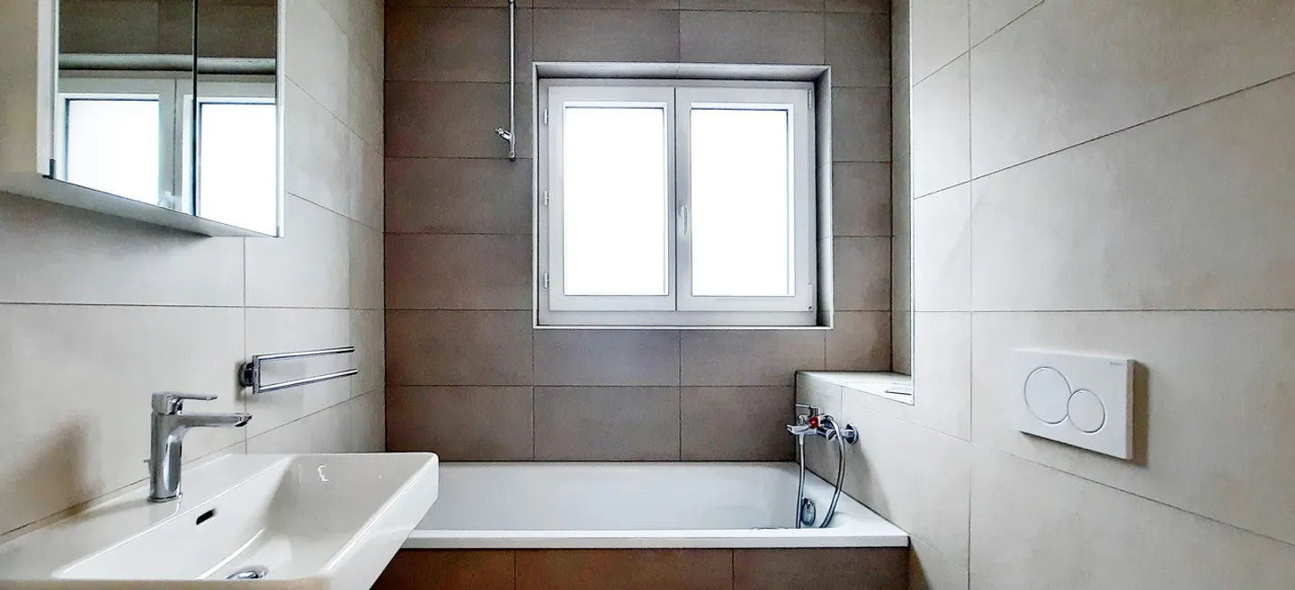 Dans immeuble très récent, 3,5 pces avec balcon et garage - Photo 6 sur 10