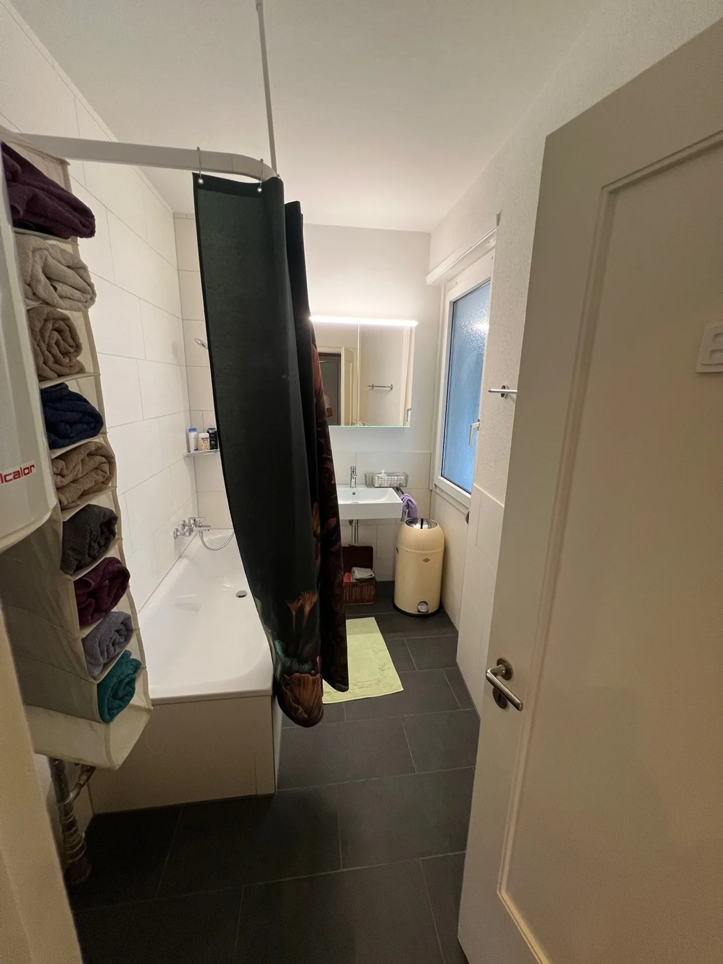 Spacieux appartement de 5 pièces dans un emplacement central à Zurich - Photo 5 sur 16