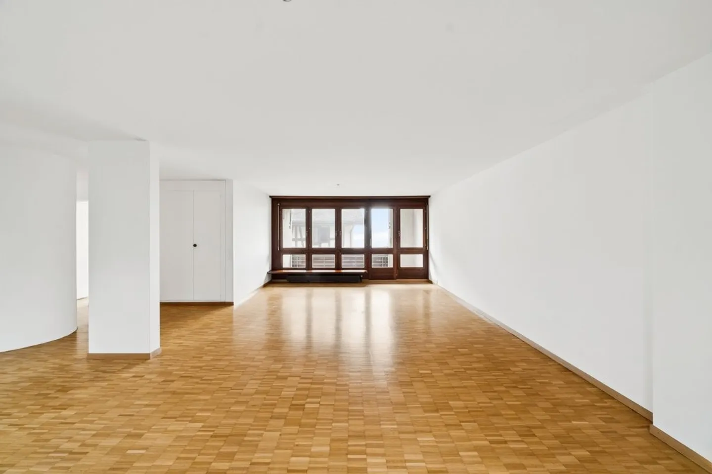 Charming apartment for rent in Witikon - Photo 3 of 10