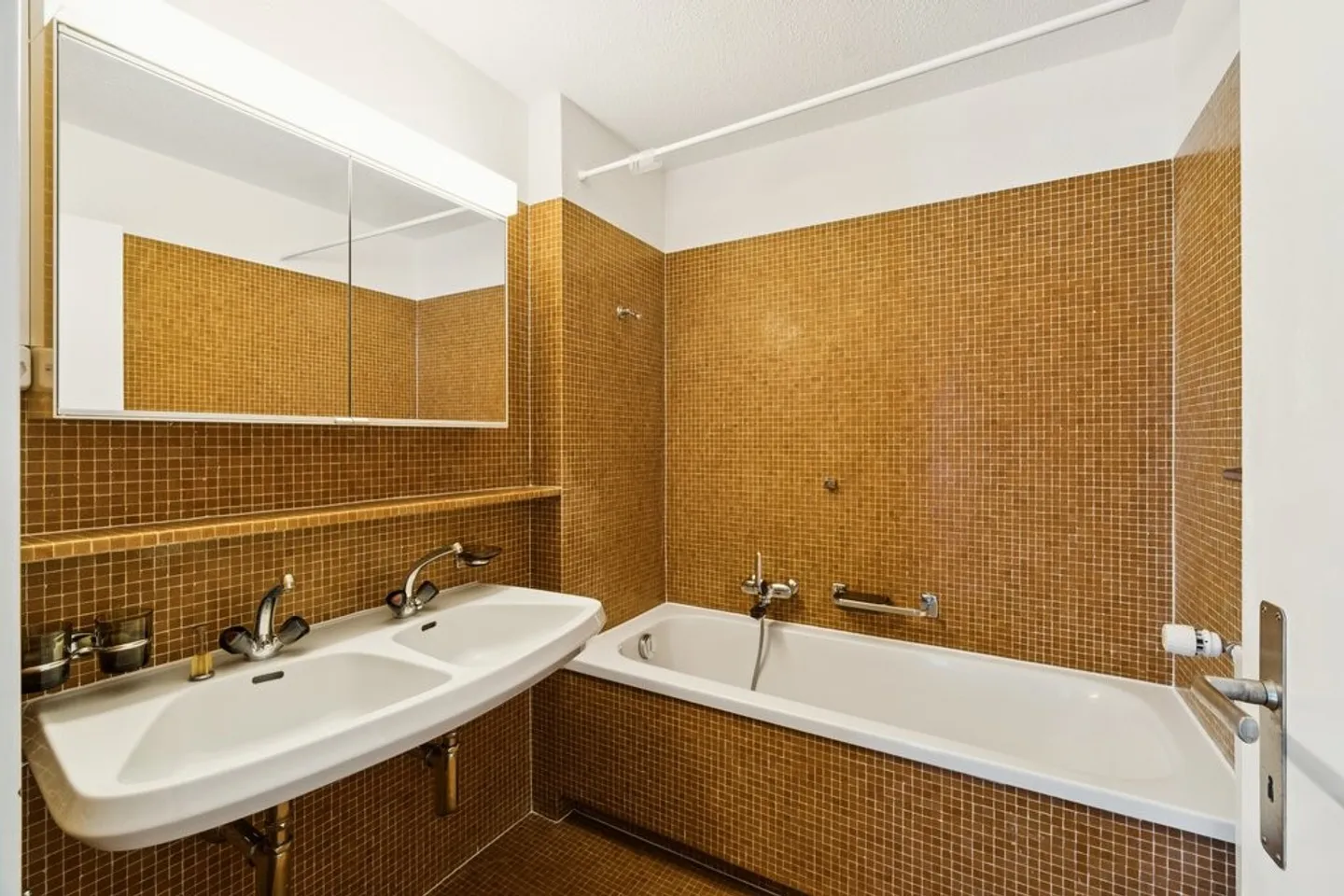 Charming apartment for rent in Witikon - Photo 5 of 10