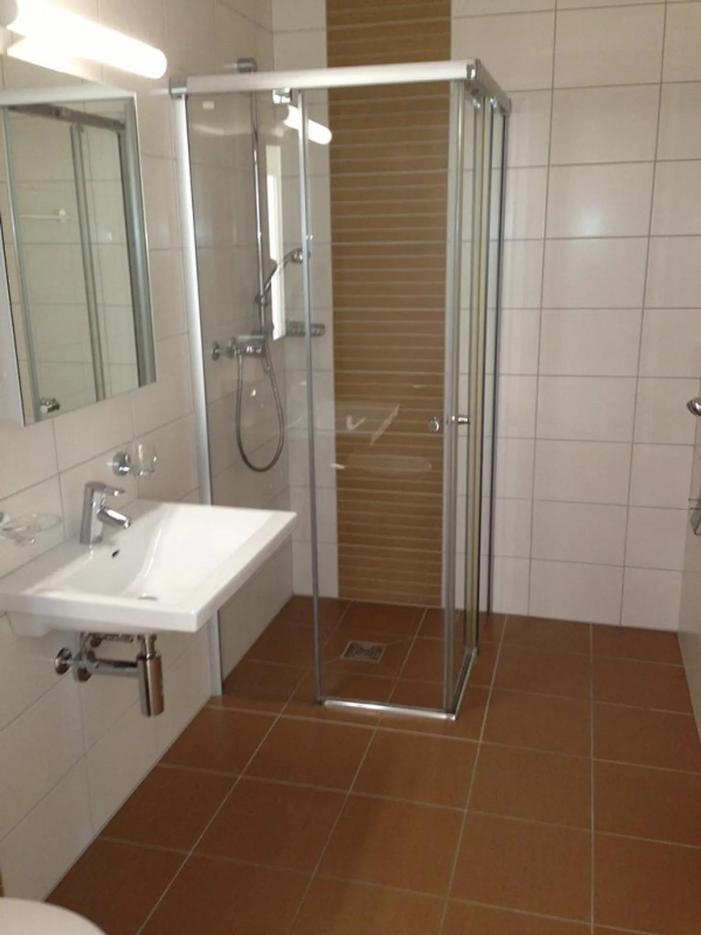 GRANDE TERRAZZA ACCESSIBILE DA TUTTE LE STANZE! - Foto 3 di 8