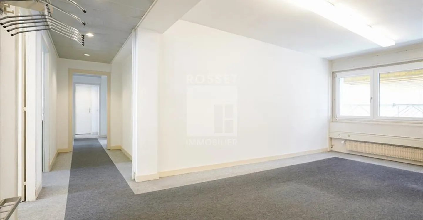 Bureau à louer - Photo 1 sur 4