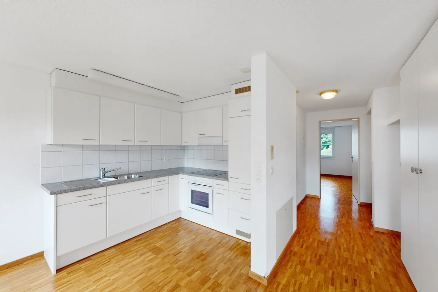 Gemütliche 2.5-Zimmerwohnung - Foto 2 von 5