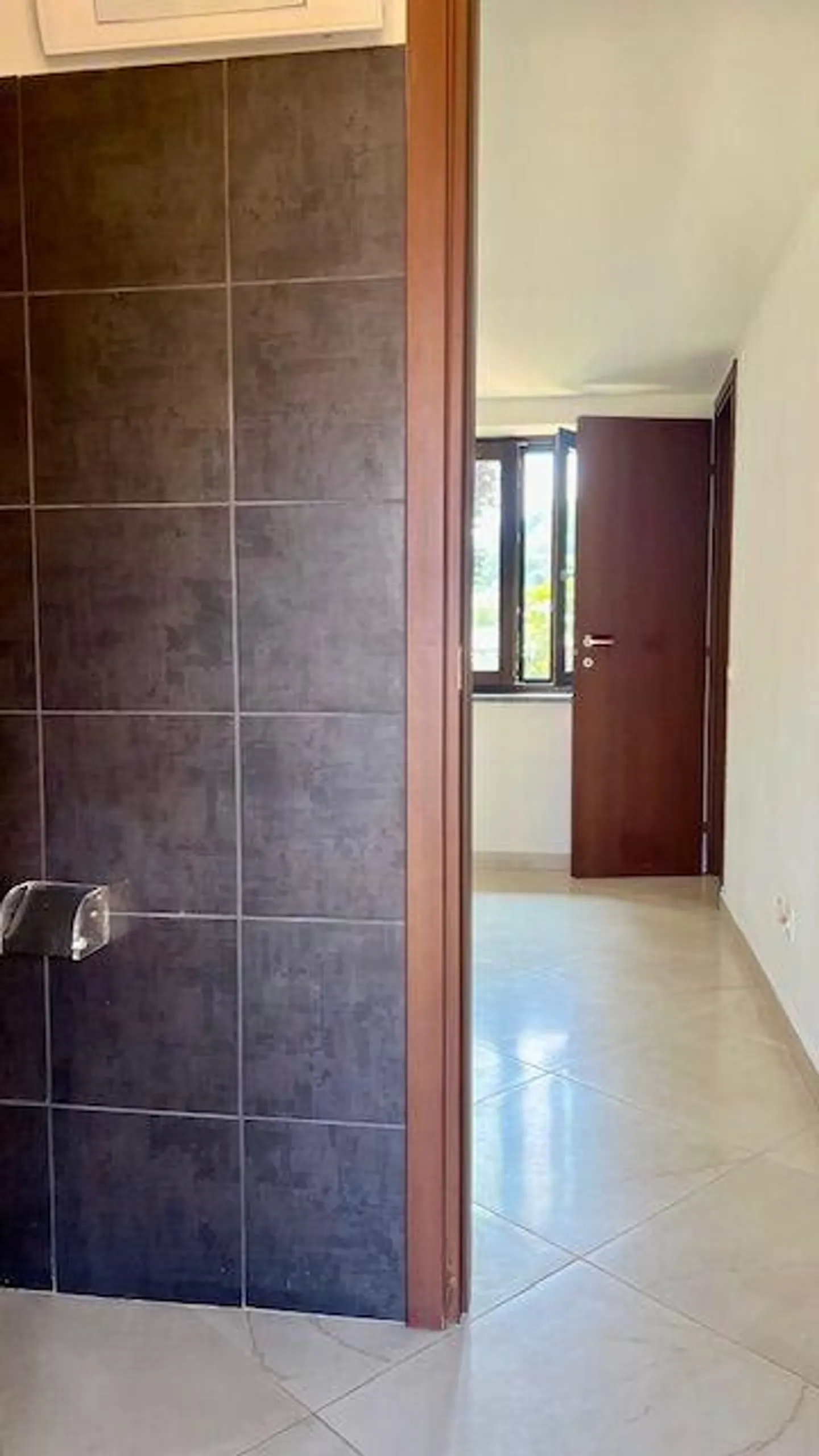 Renoviertes Kernhaus Collina d'Oro im Innenhof - Foto 10 von 18