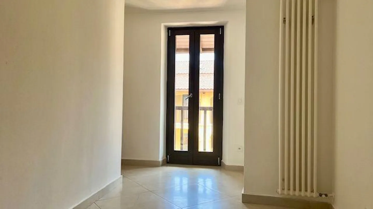 Renoviertes Kernhaus Collina d'Oro im Innenhof - Foto 11 von 18