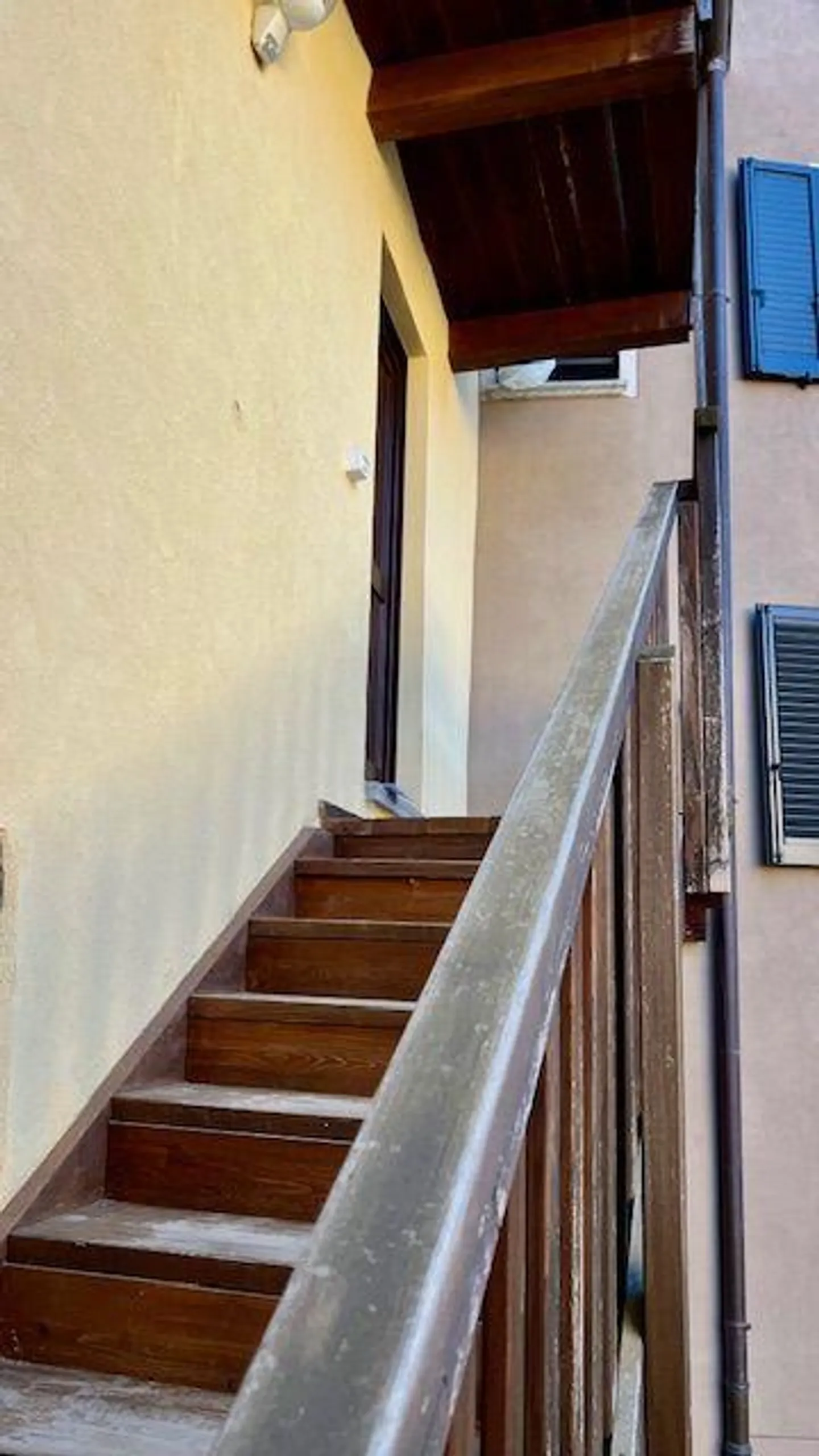 Renoviertes Kernhaus Collina d'Oro im Innenhof - Foto 15 von 18