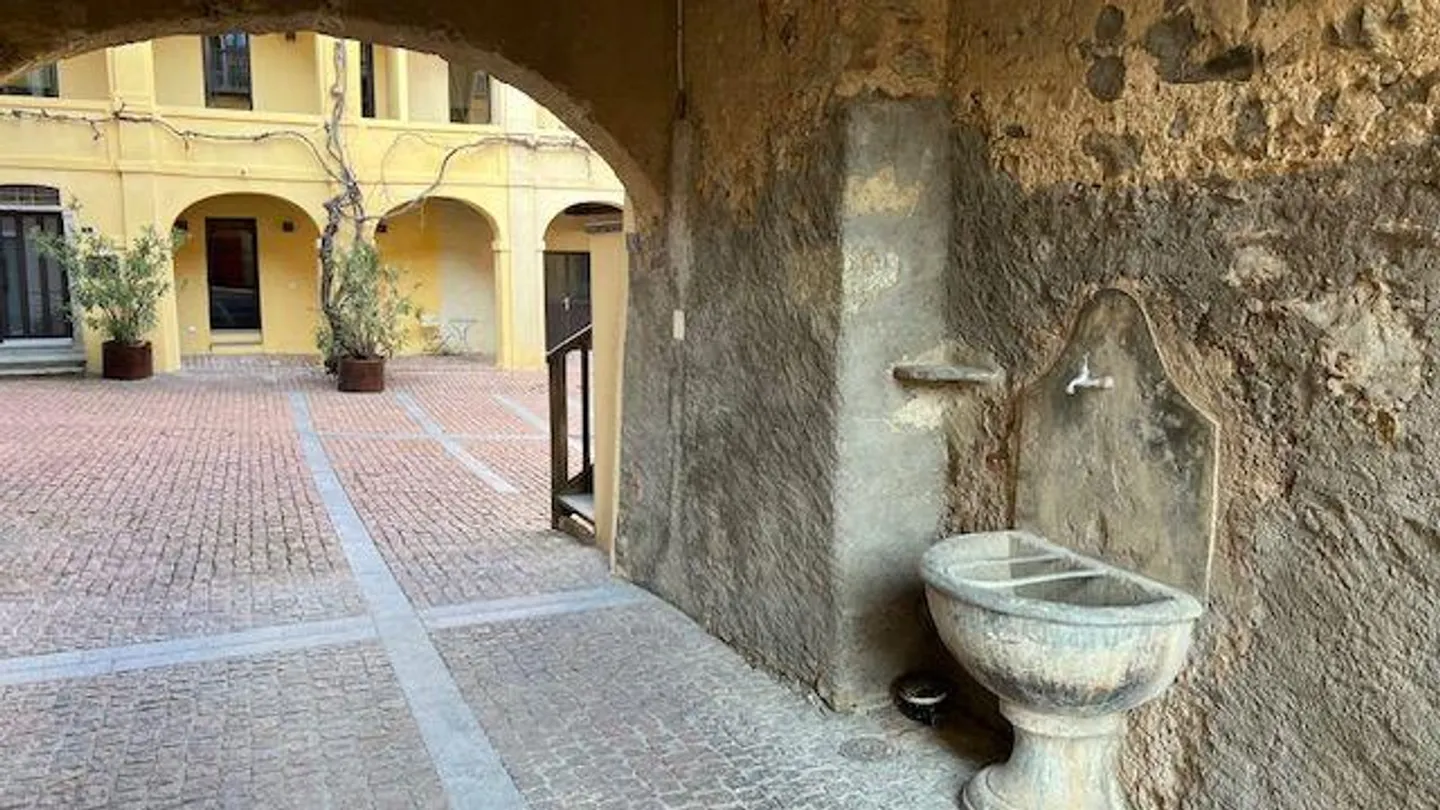 Renoviertes Kernhaus Collina d'Oro im Innenhof - Foto 18 von 18