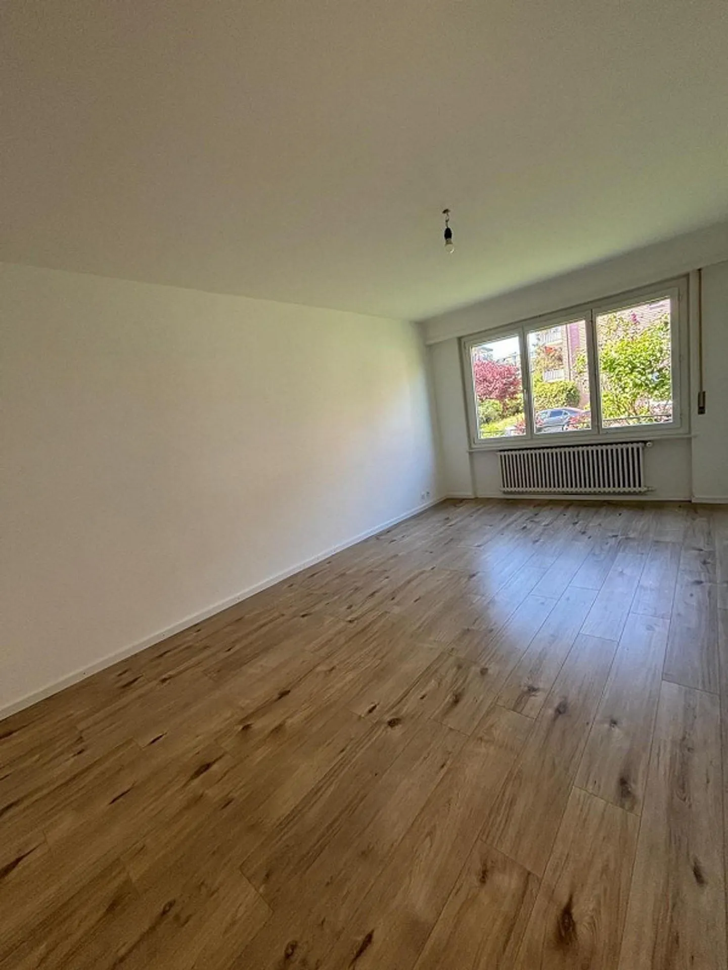 Bellissimo appartamento con 2 camere a Bussigny - Foto 2 di 7