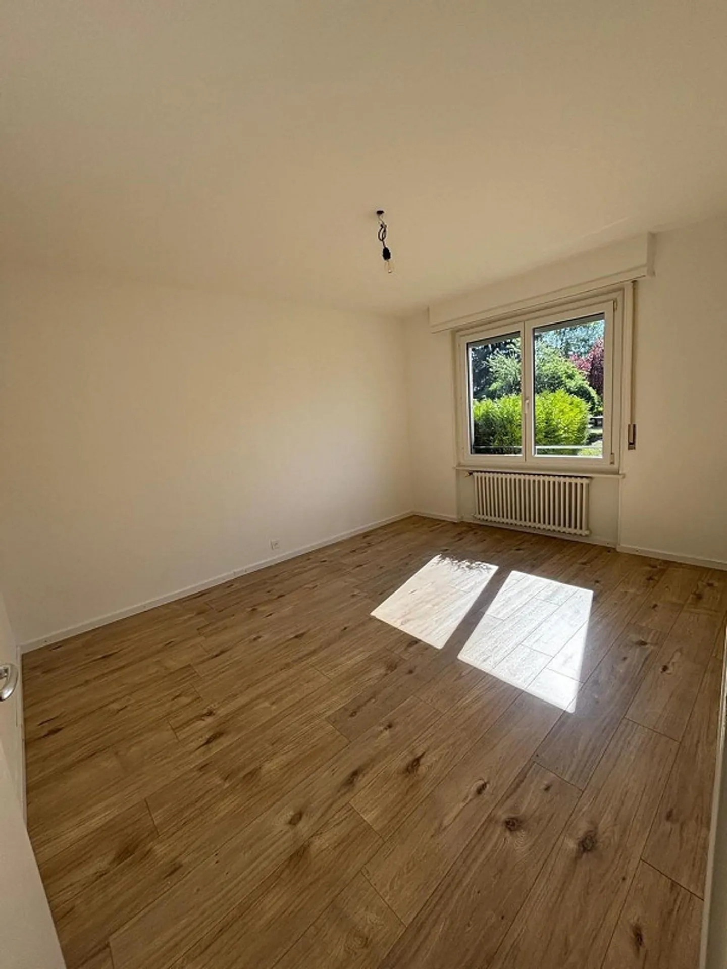 Bellissimo appartamento con 2 camere a Bussigny - Foto 3 di 7