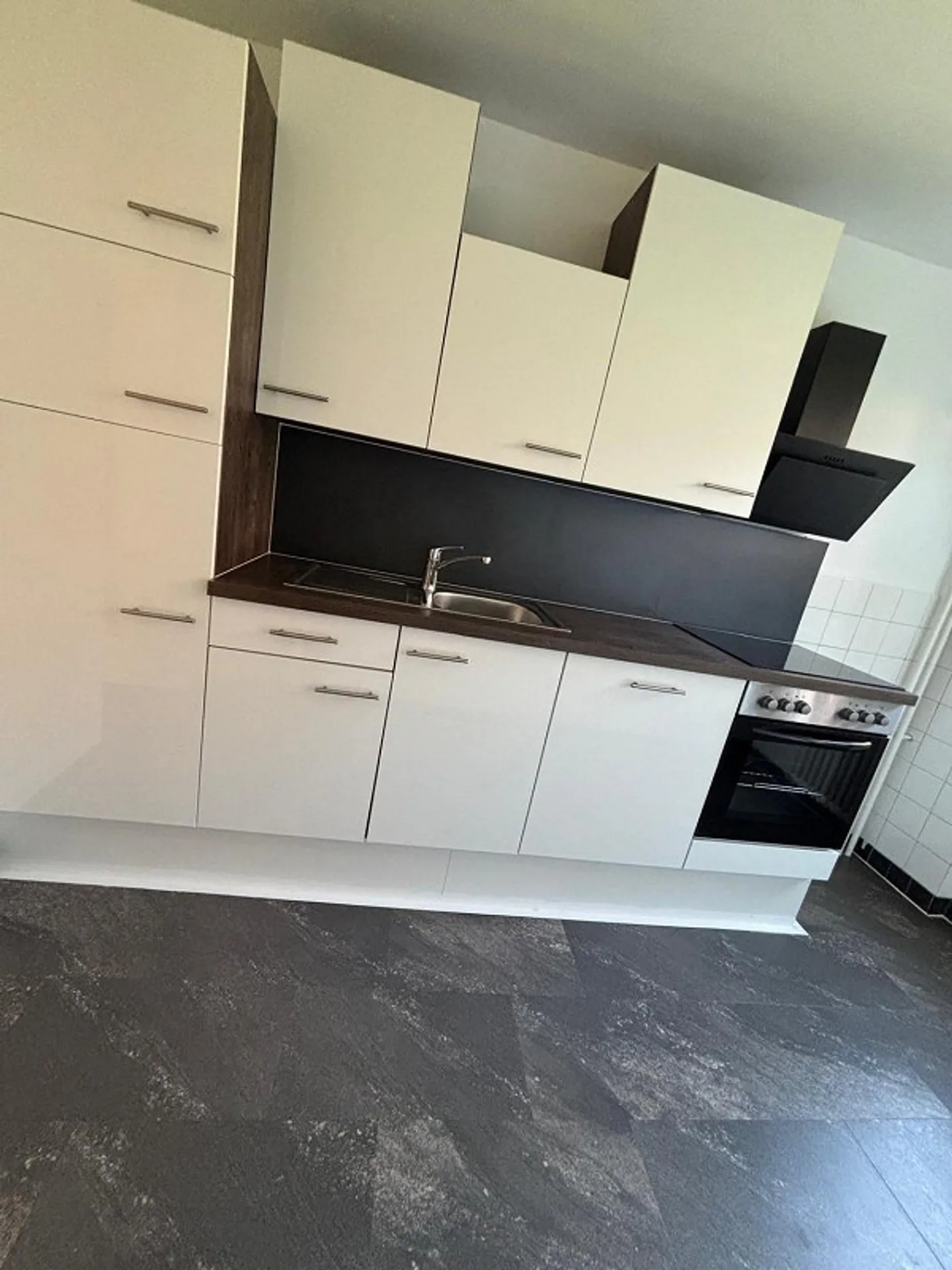 Bellissimo appartamento con 2 camere a Bussigny - Foto 5 di 7