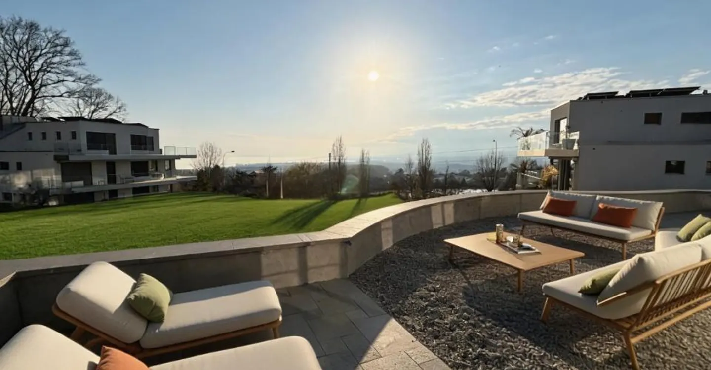 Luxuswohnung mit Seeblick - Foto 1 von 10