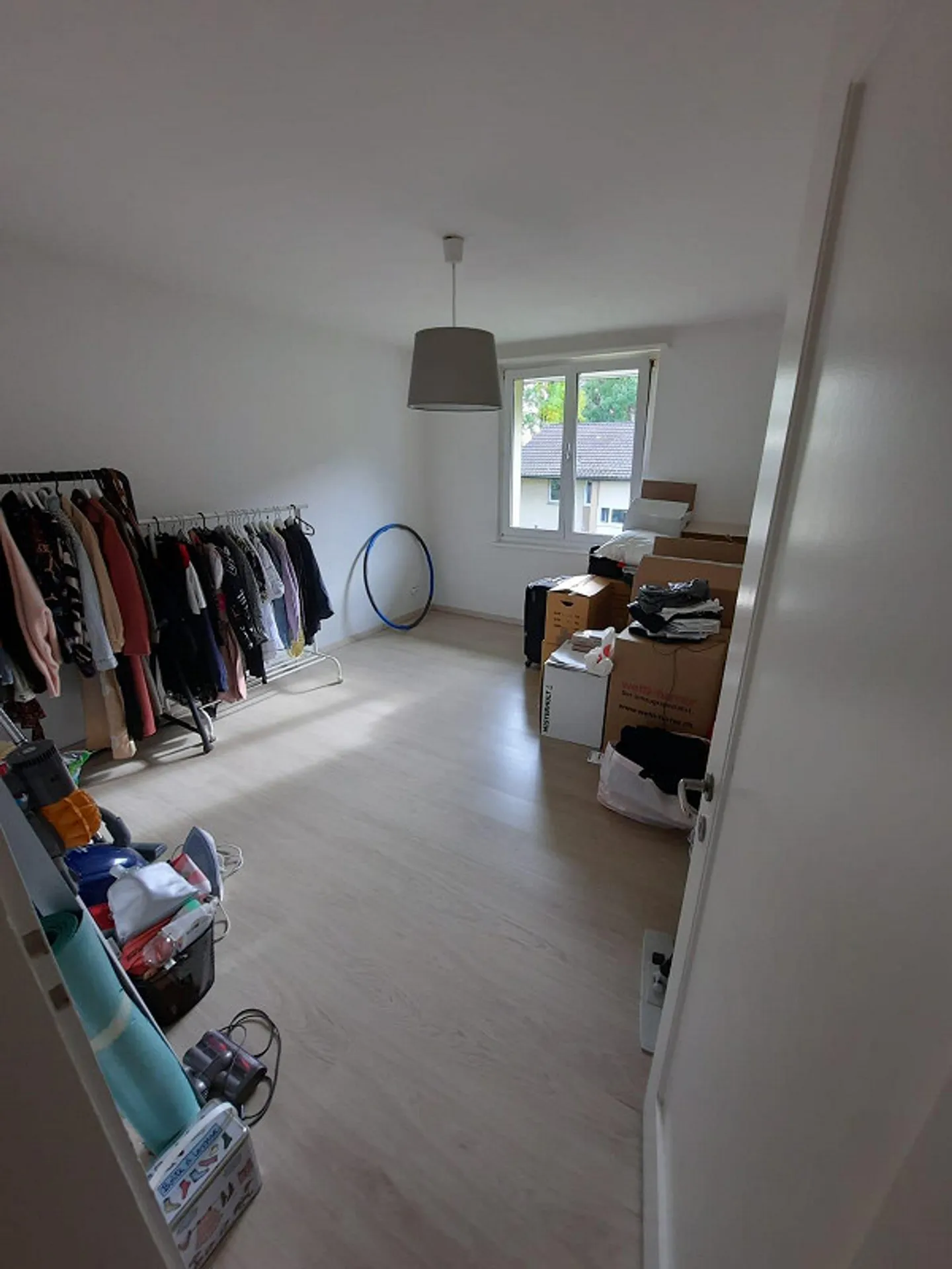 Zimmer in Wohngemeinschaft, Affoltern - Foto 2 von 8