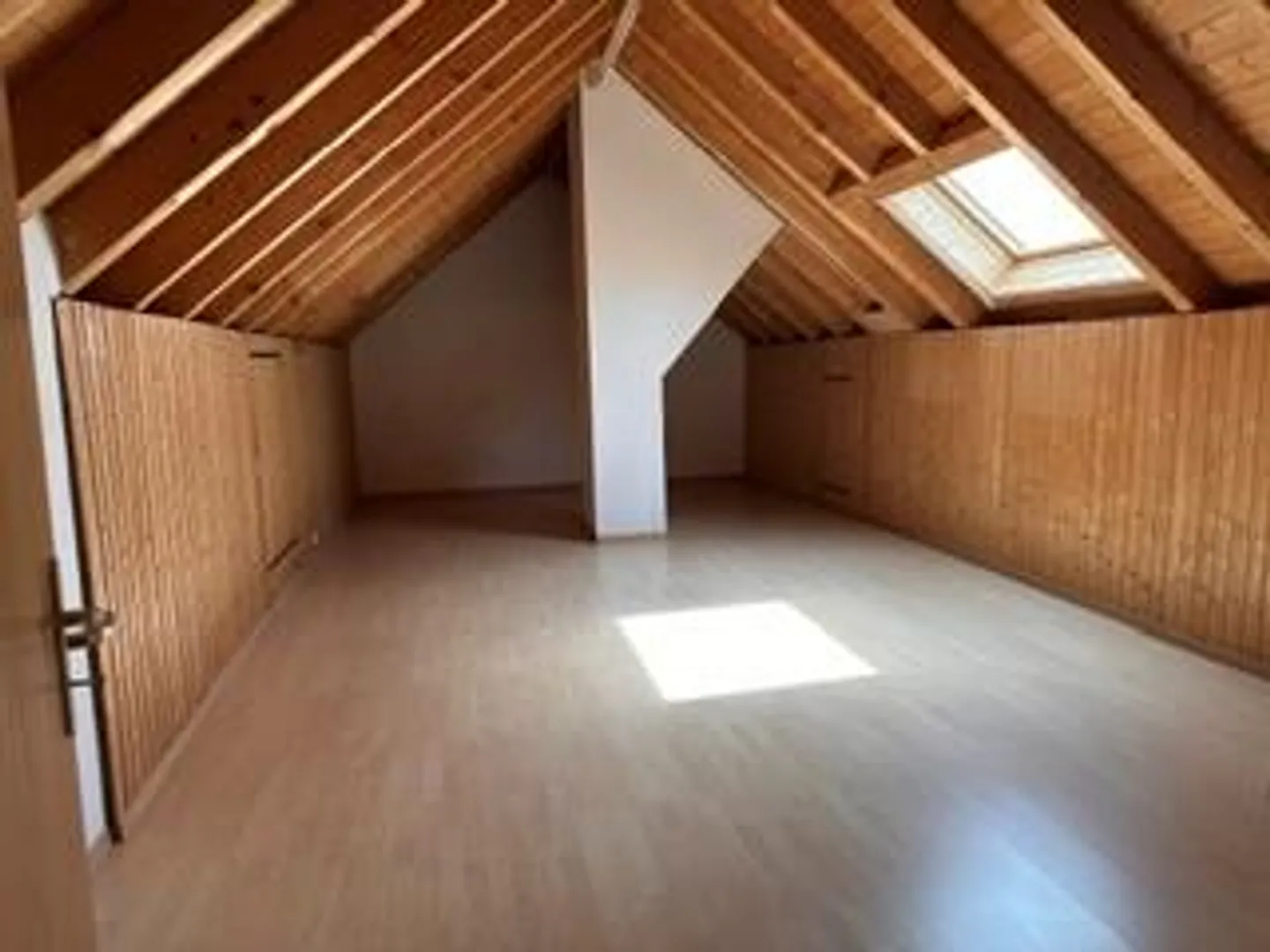 Appartement sous les combles spacieux de 5,5 pièces - Photo 17 sur 17