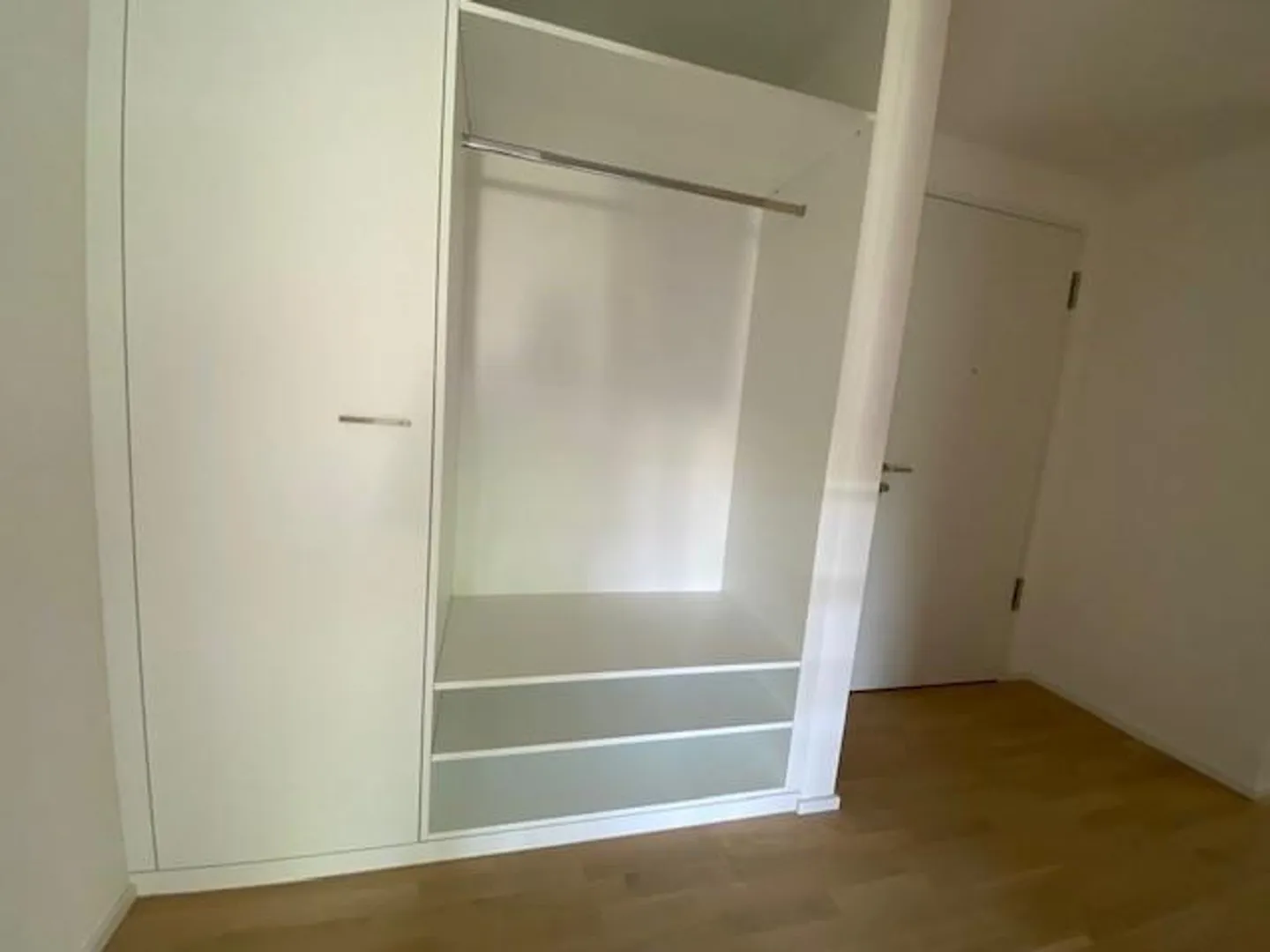 Charmante Wohnung mit Grossem Balkon - Foto 8 von 11