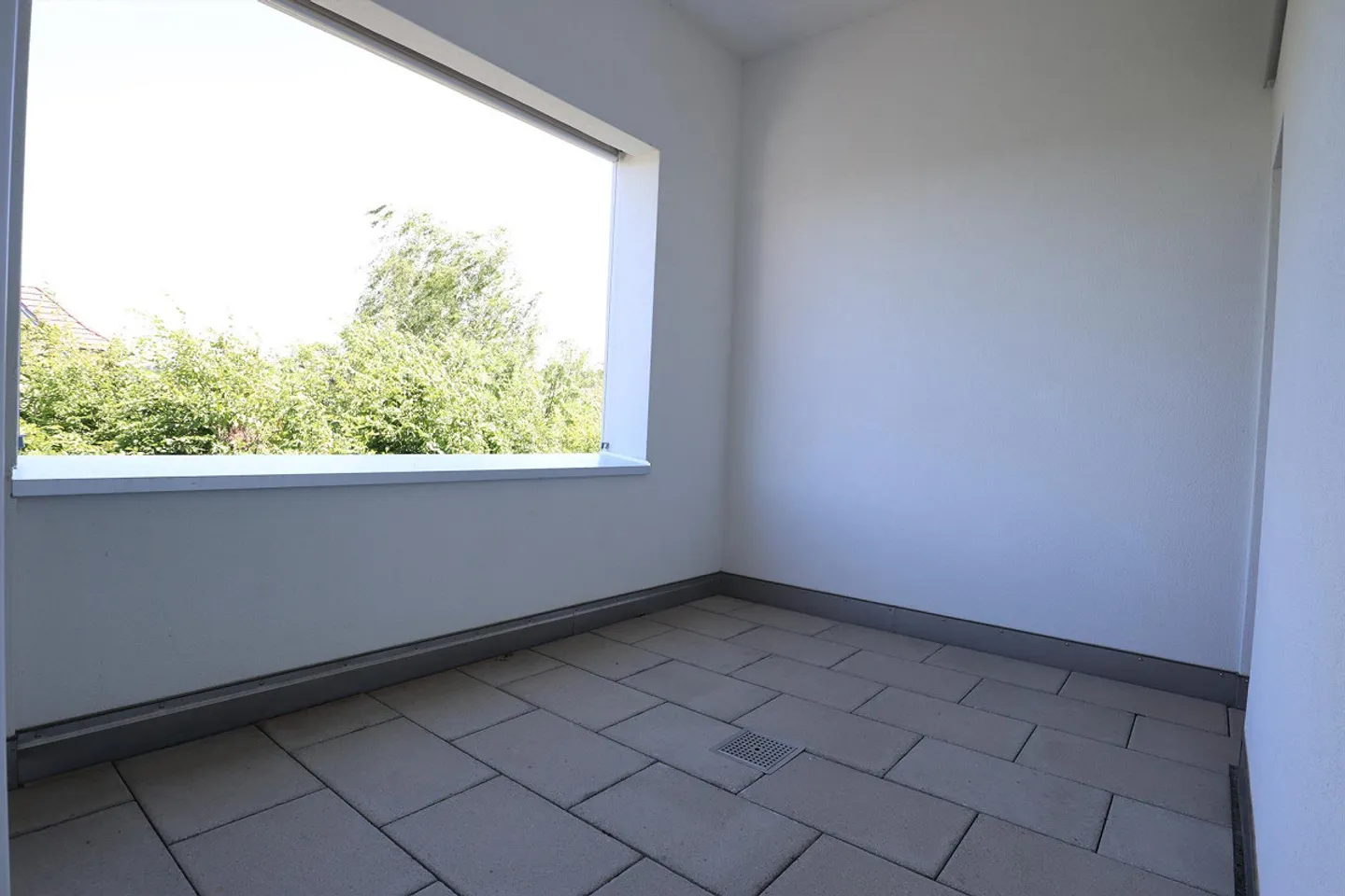 Charmante Wohnung mit Grossem Balkon - Foto 9 von 11