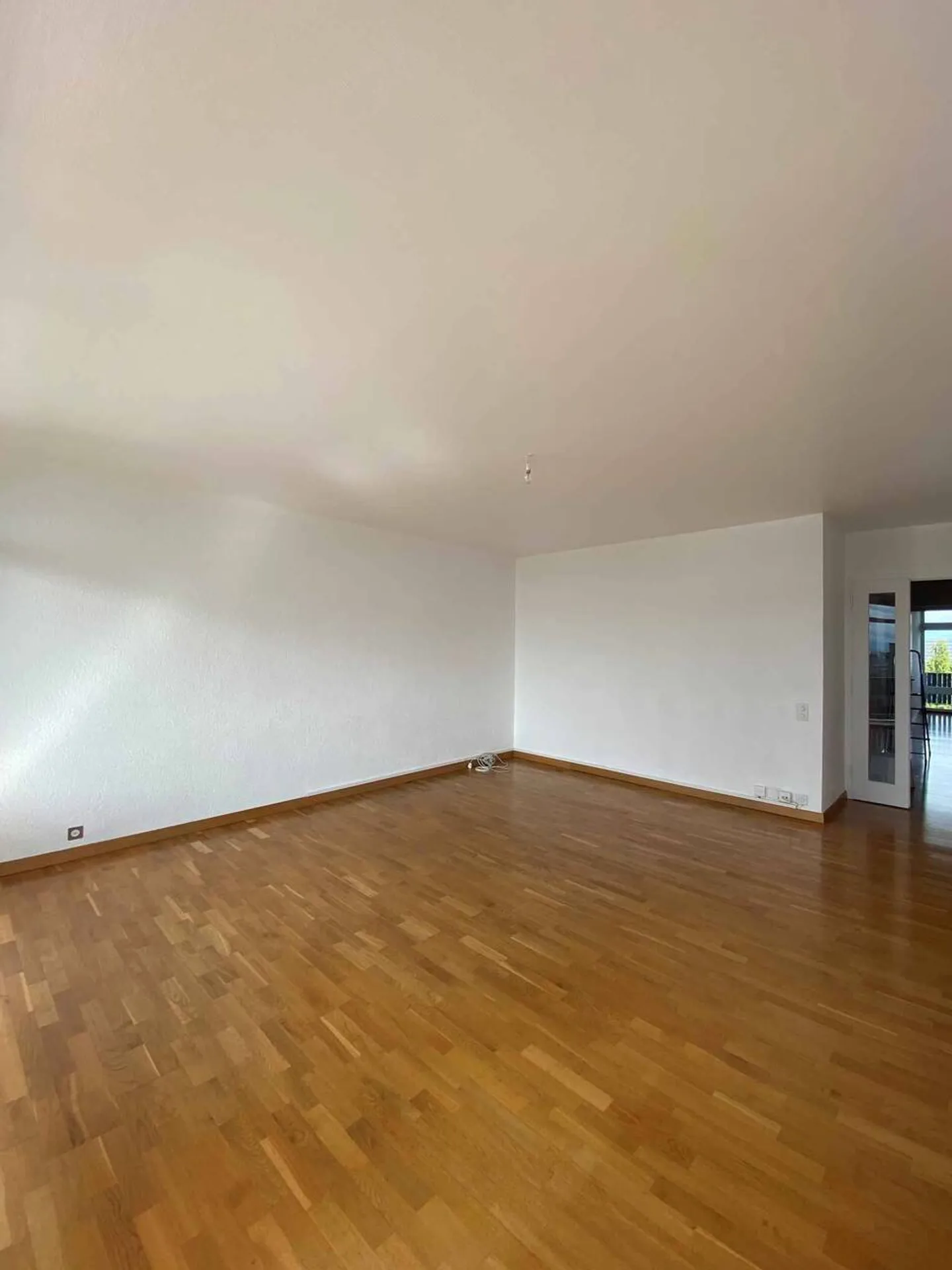 APPARTAMENTO DI 3 STANZE - Foto 5 di 12