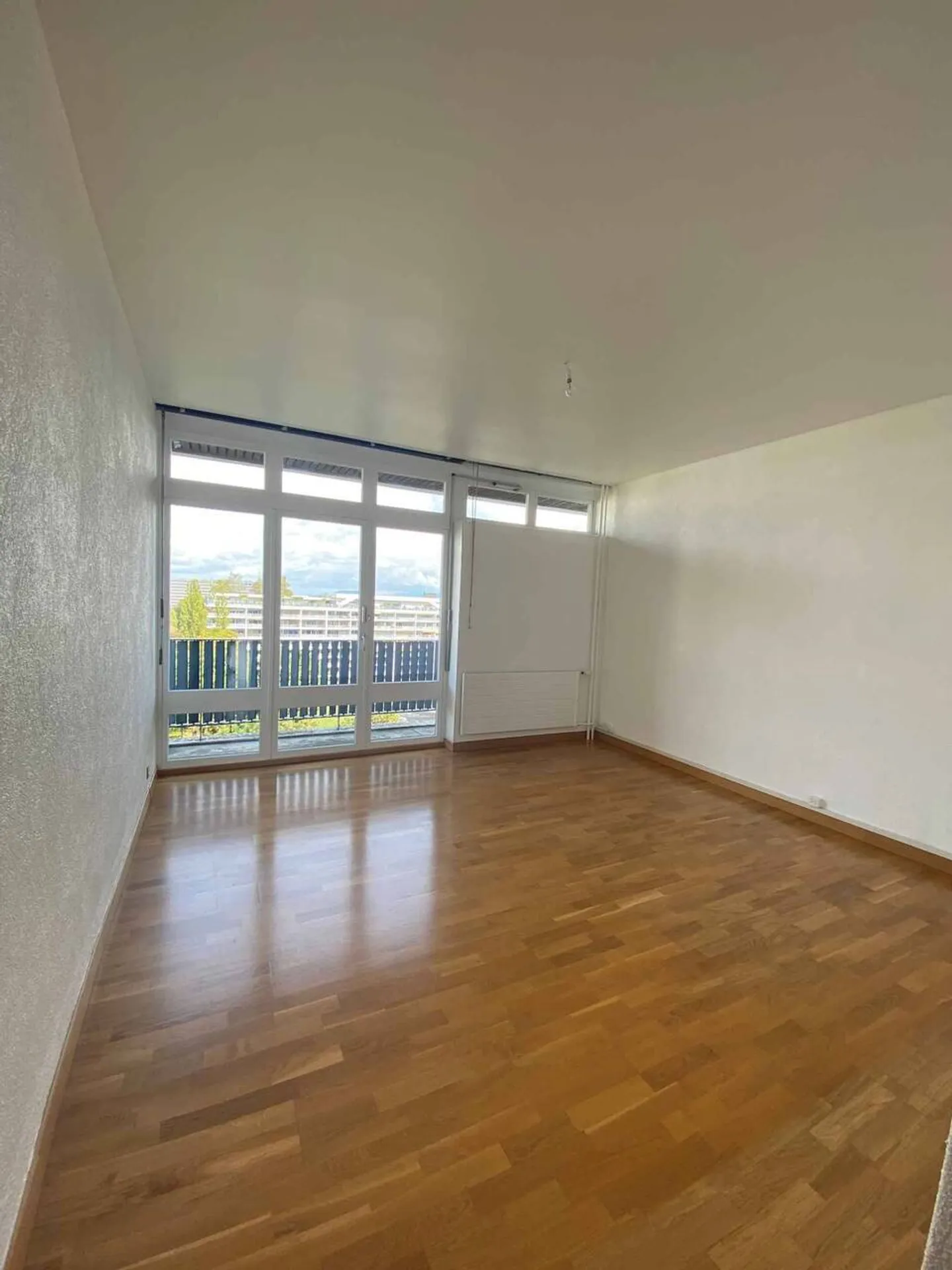 APPARTAMENTO DI 3 STANZE - Foto 6 di 12