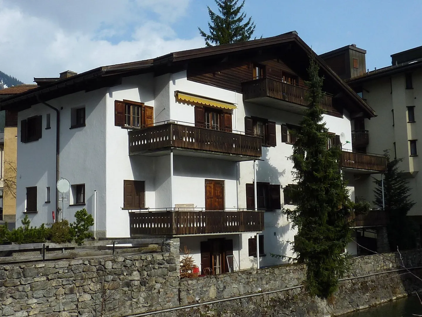 Zentrale Wohnung mit grossem Balkon zum Fluss "Landquart" - Foto 7 von 15