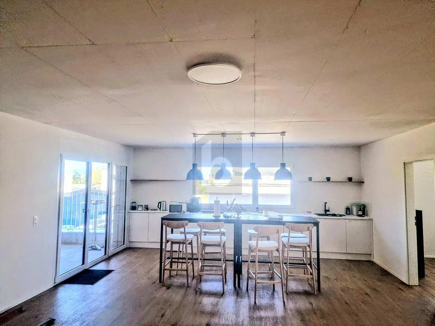 Spazio ufficio in affitto - Foto 1 di 6