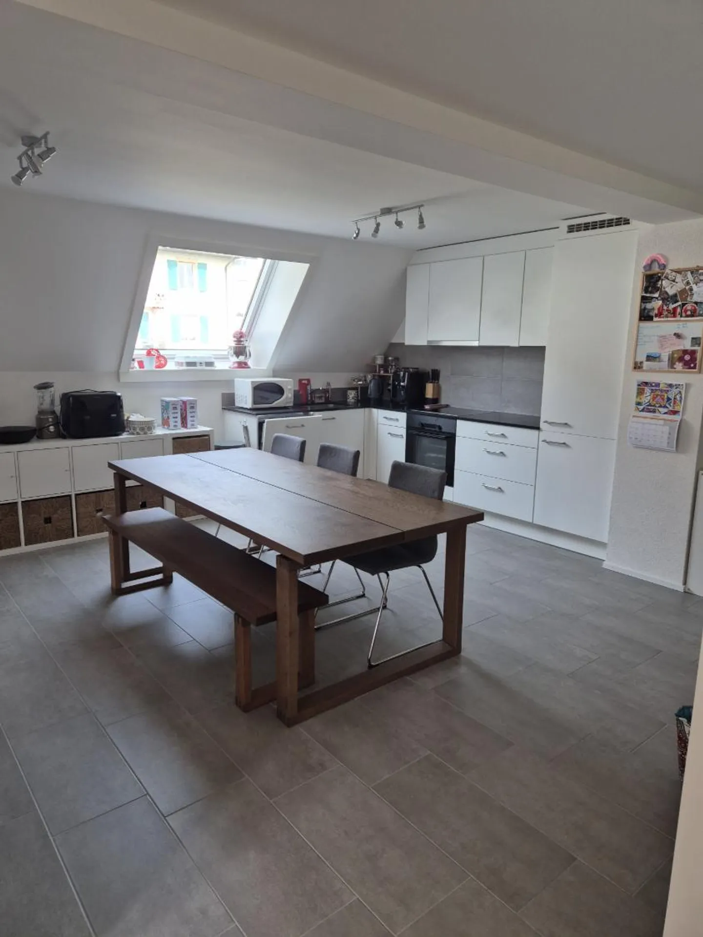 Rue des Monts 15, Cernier - 4 Camere al 2° Piano - Foto 1 di 8